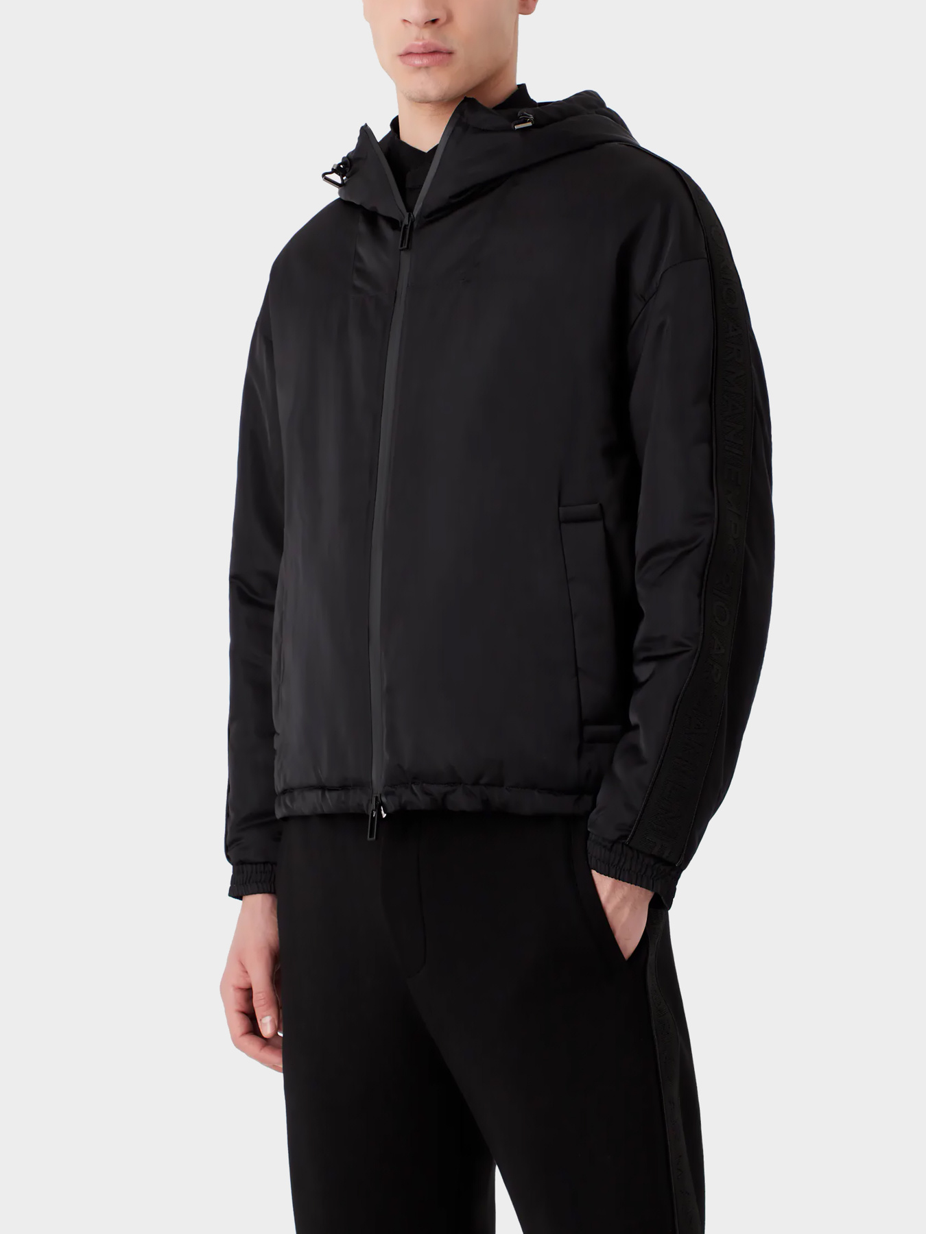 Куртки и дубленки Emporio Armani модель 3R1BD1-1NRYZ-0999 Фото