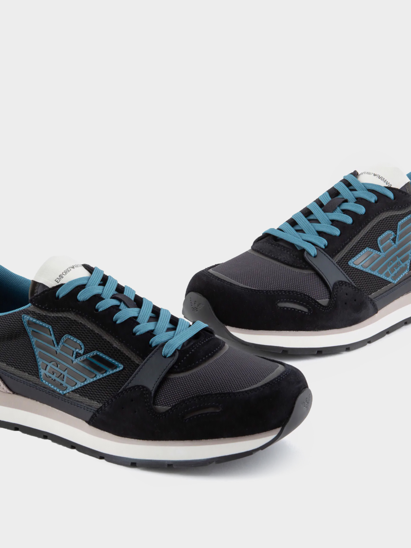 Кроссовки Emporio Armani модель X4X537-XN730-S432 Фото