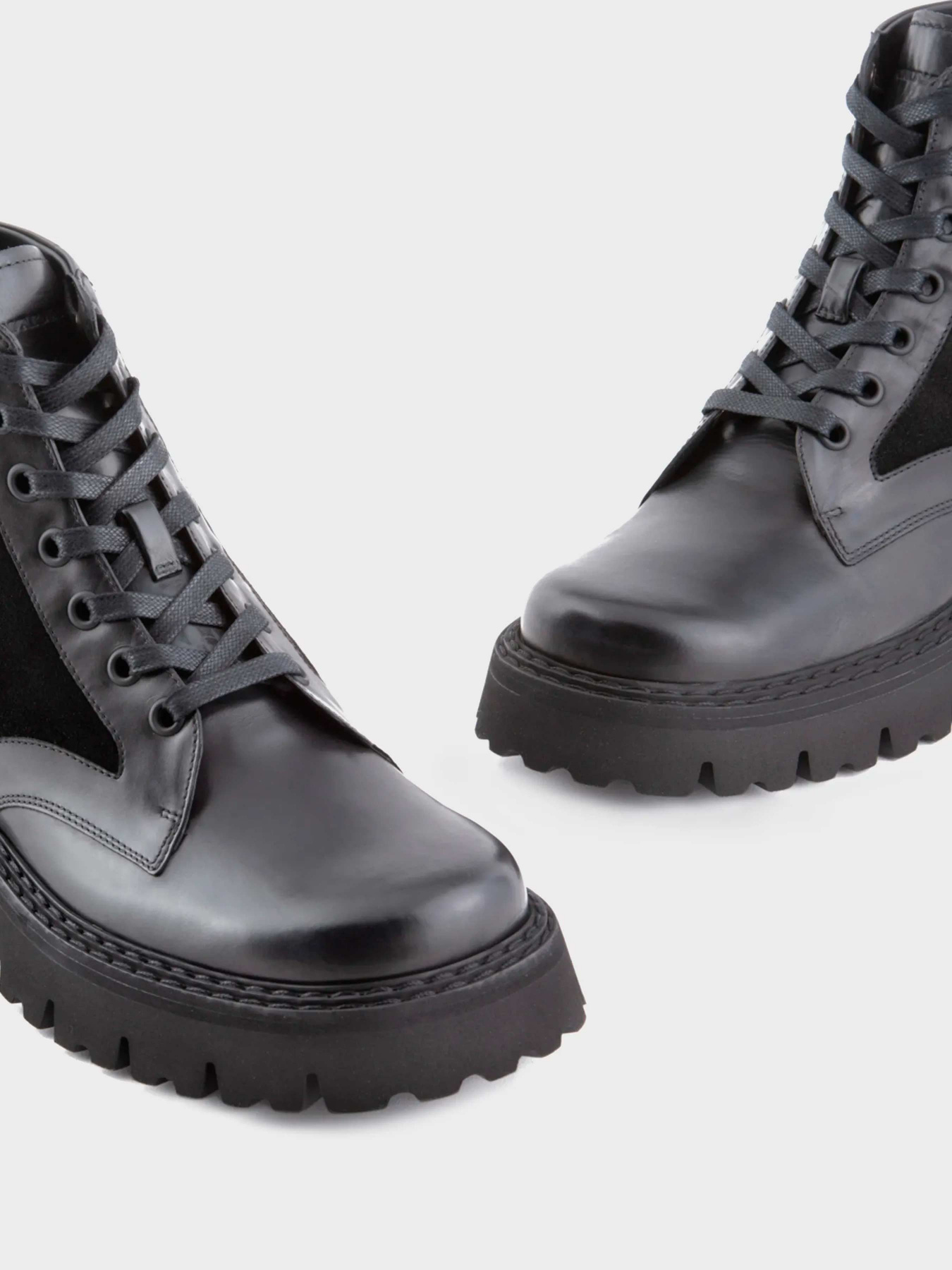 Ботинки и сапоги Emporio Armani модель X4M383-XN630-K001 Фото