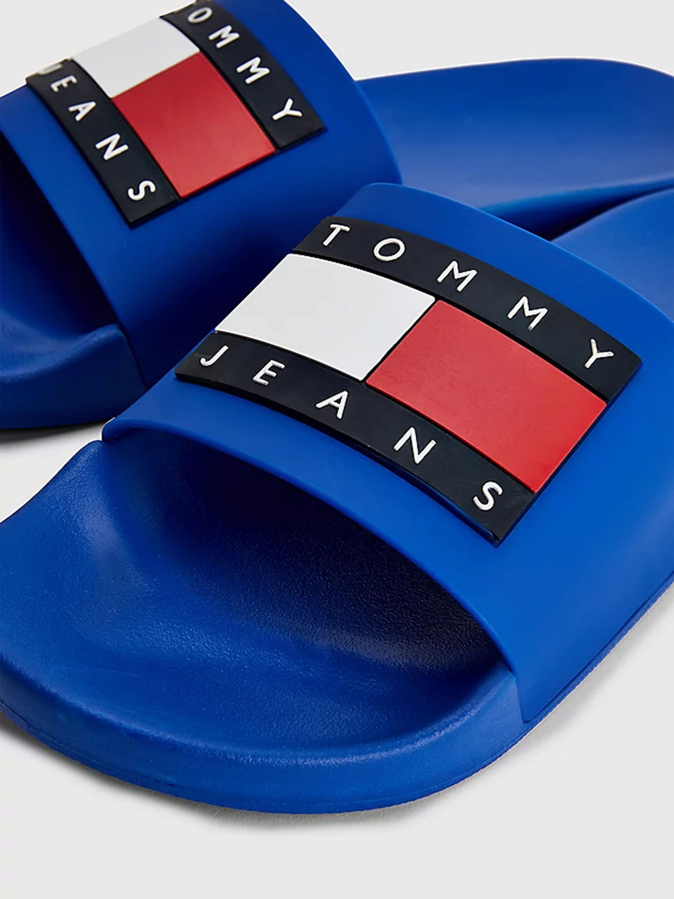 Шлёпанцы Tommy Hilfiger модель EM0EM01191-C66 Фото