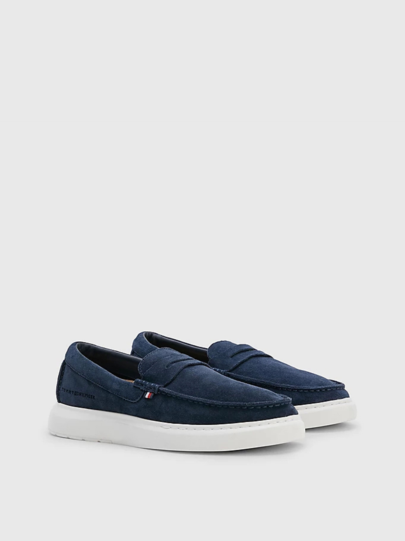 Слипоны и мокасины Tommy Hilfiger модель FM0FM04440-DW5 Фото