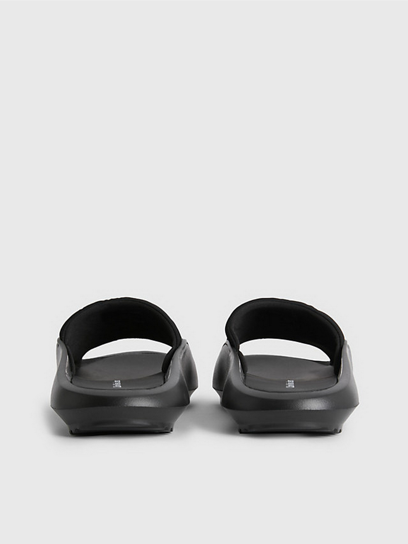 Шлёпанцы Calvin Klein модель YM0YM00645-0GM Фото
