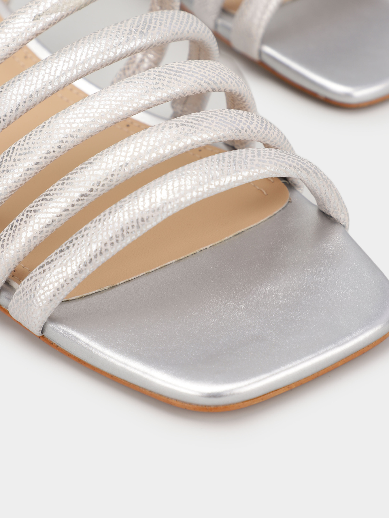 Сандалии Clarks модель 26170821 Фото