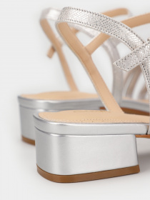 Сандалии Clarks модель 26170821 Фото