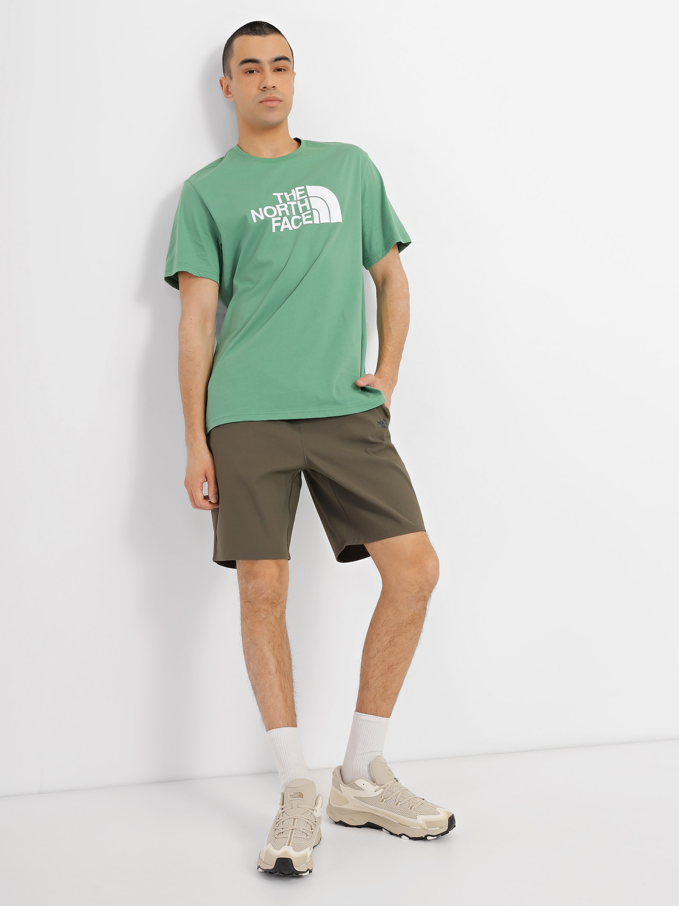 Шорты The North Face модель NF0A827721L1 Фото