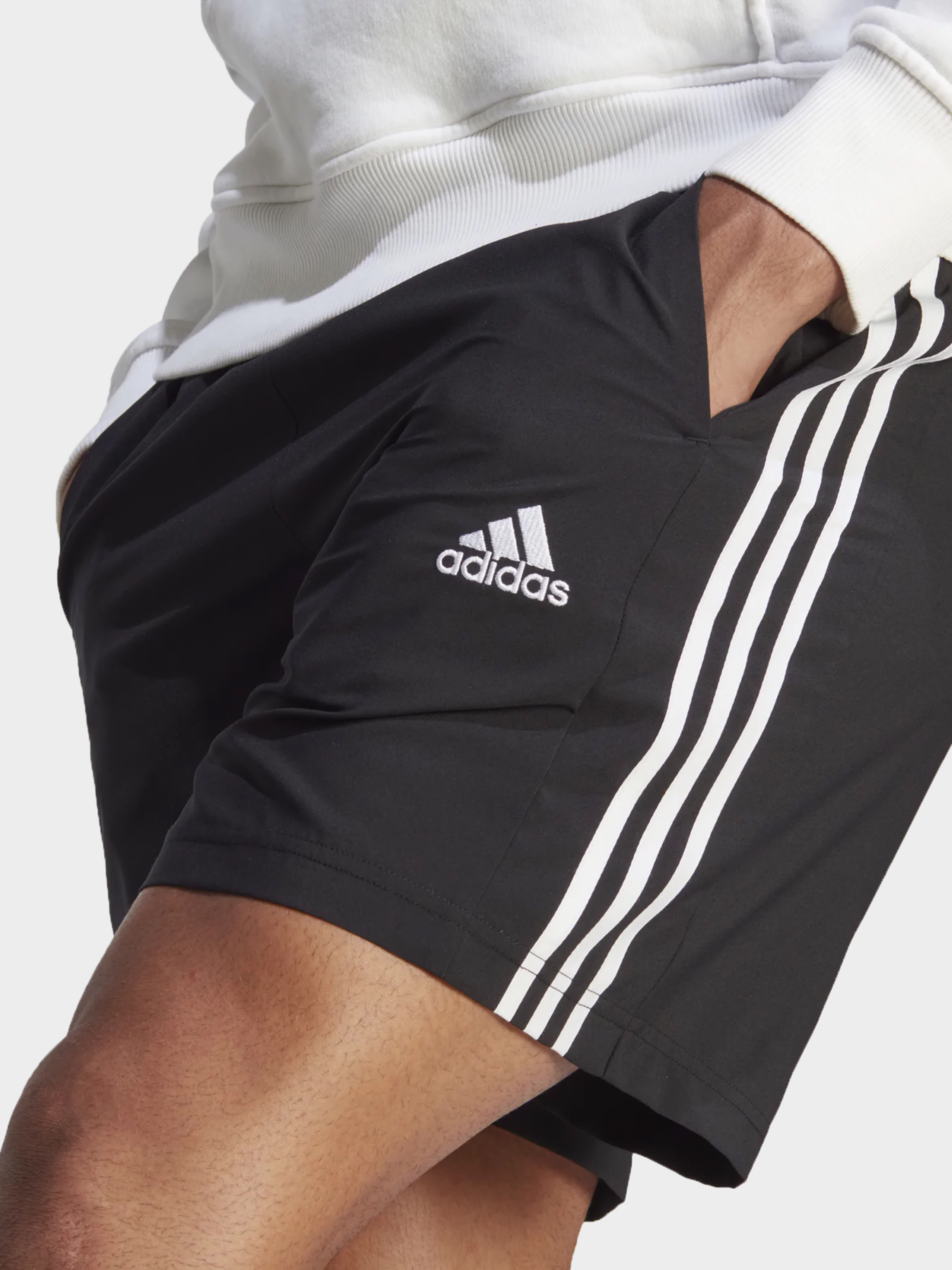 Шорты Adidas модель IC1484 Фото