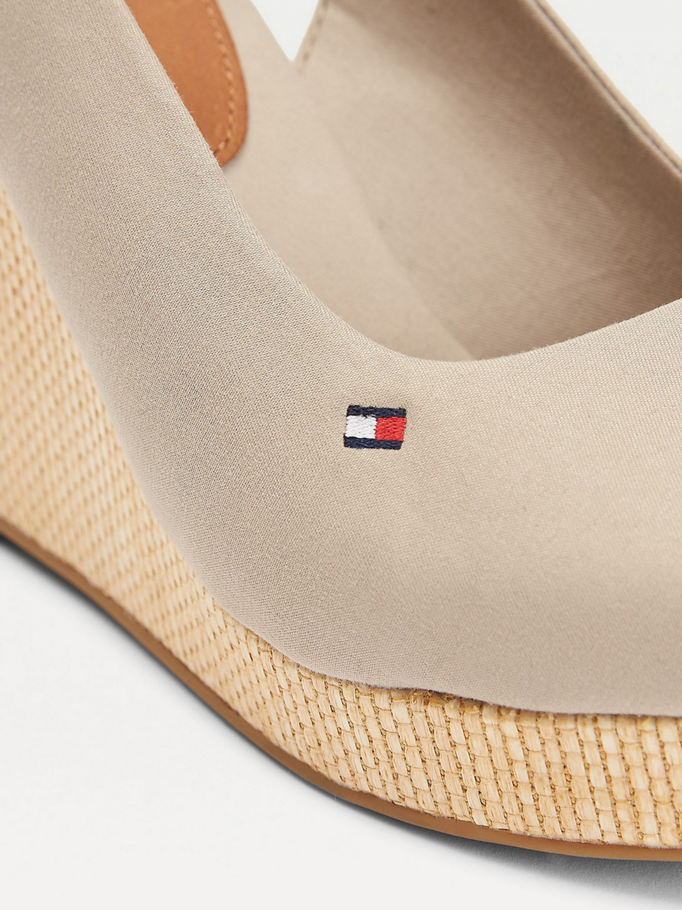 Сандалии Tommy Hilfiger модель FW0FW04789-AEP Фото