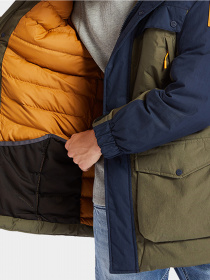 Куртки и дубленки Timberland модель A2CVEZ24 Фото
