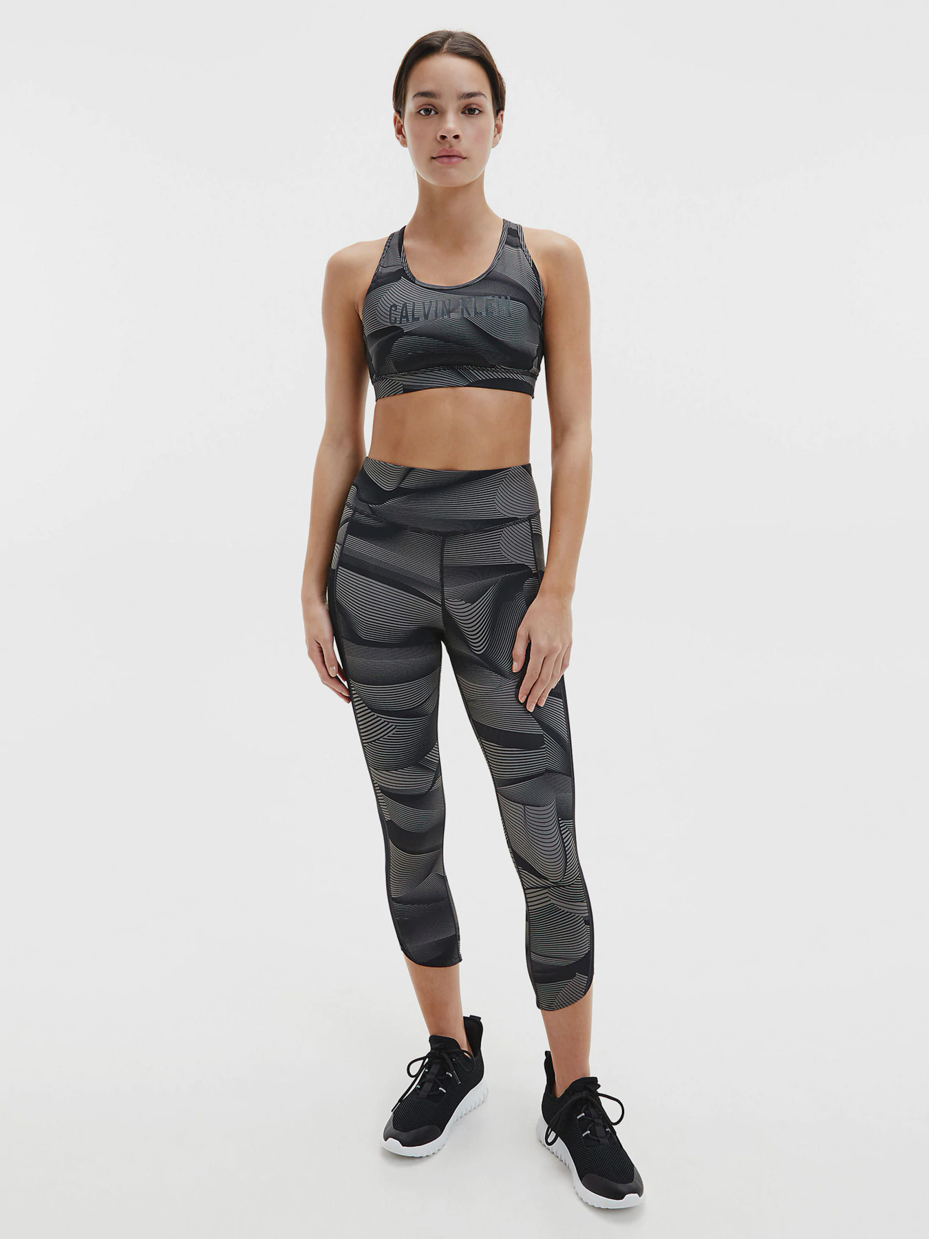 Футболки и поло Calvin Klein модель 00GWF0K151-007 Фото