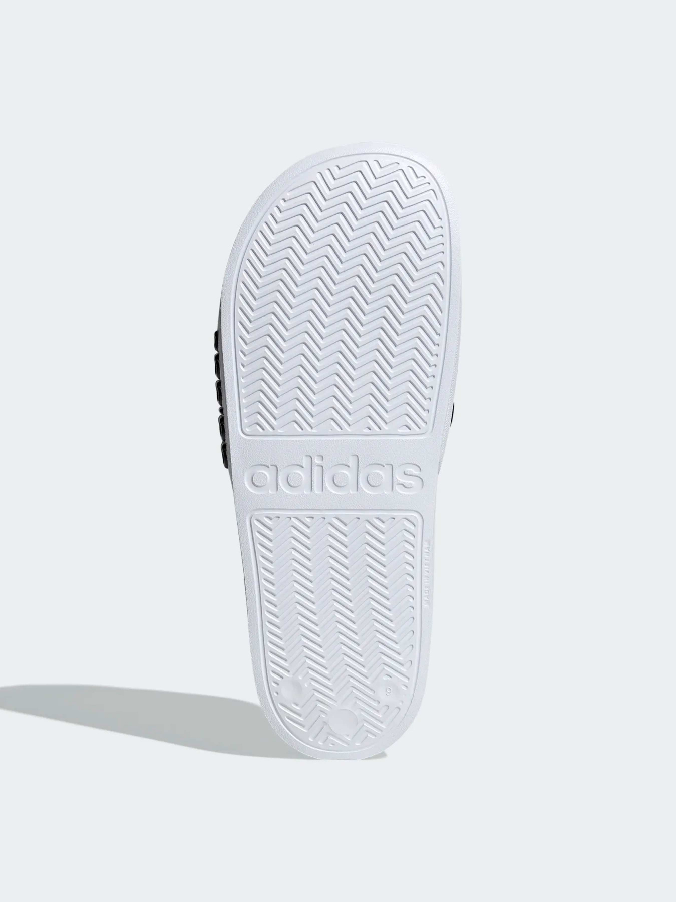 Шлёпанцы Adidas модель GZ5921 Шлёпанцы Adidas модель GZ5921 Фото