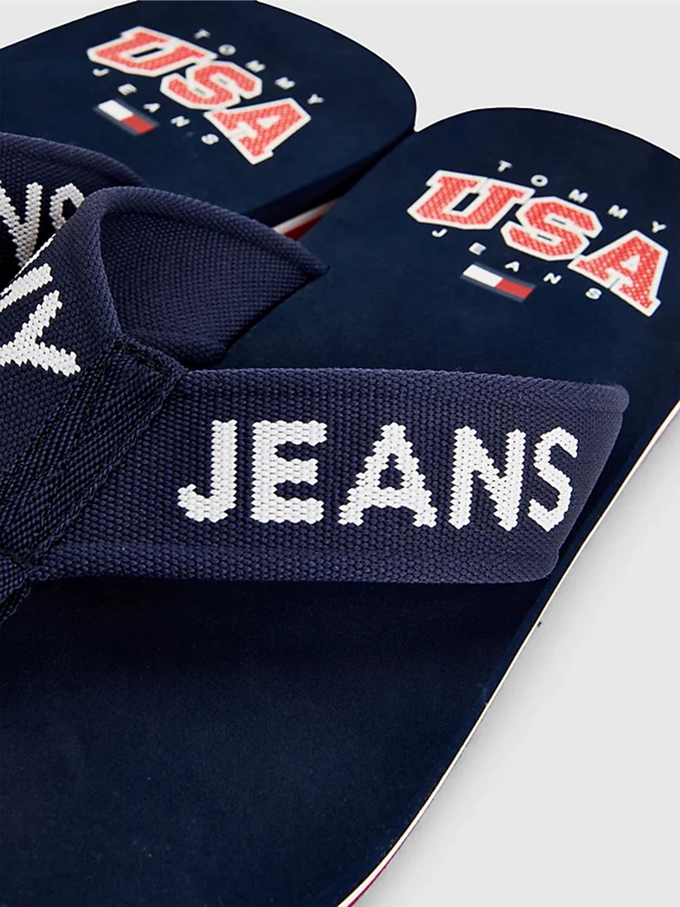 Шлёпанцы Tommy Hilfiger модель EM0EM01147-C87 Фото