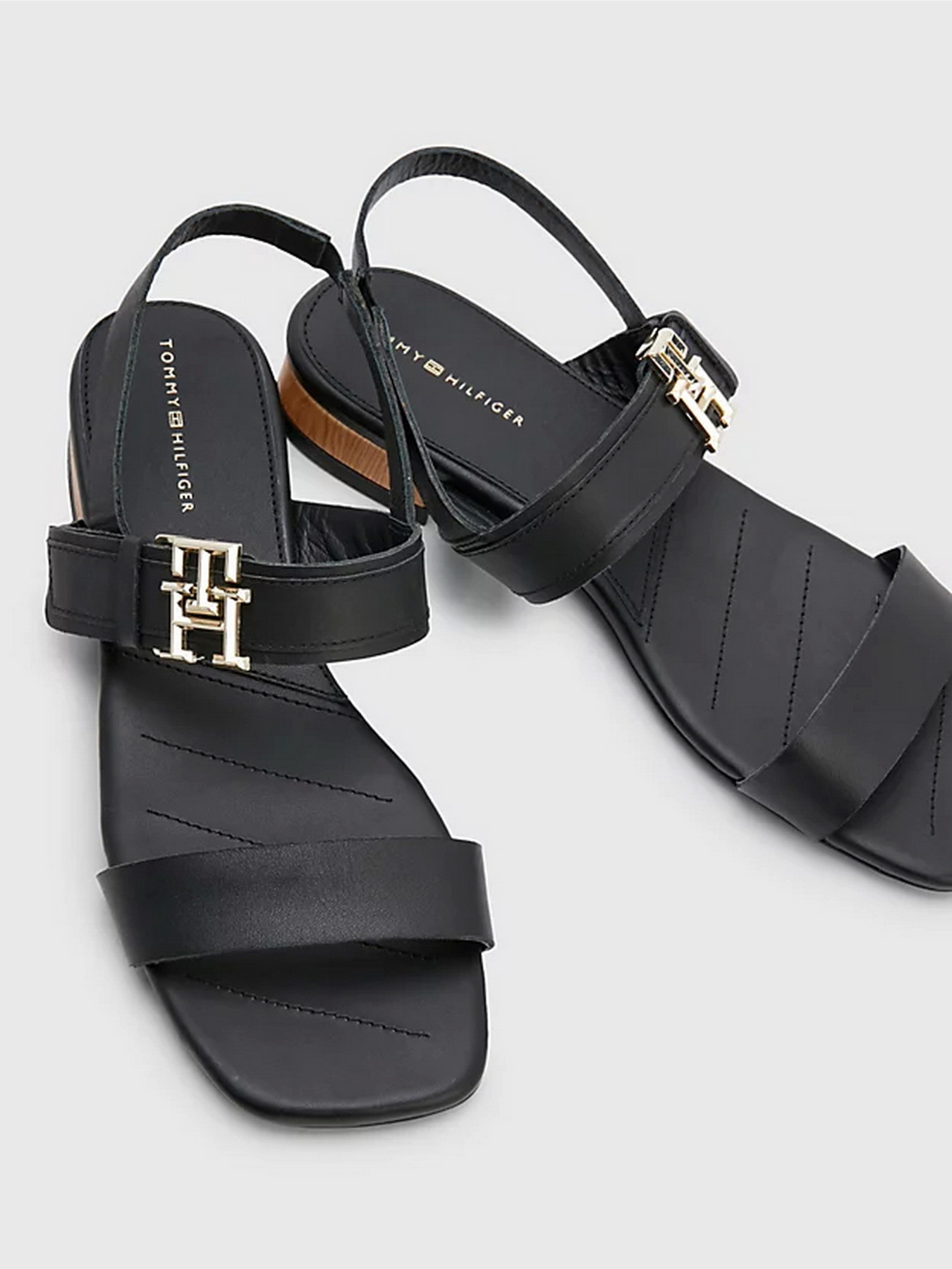Сандалии Tommy Hilfiger модель FW0FW07094-BDS Фото