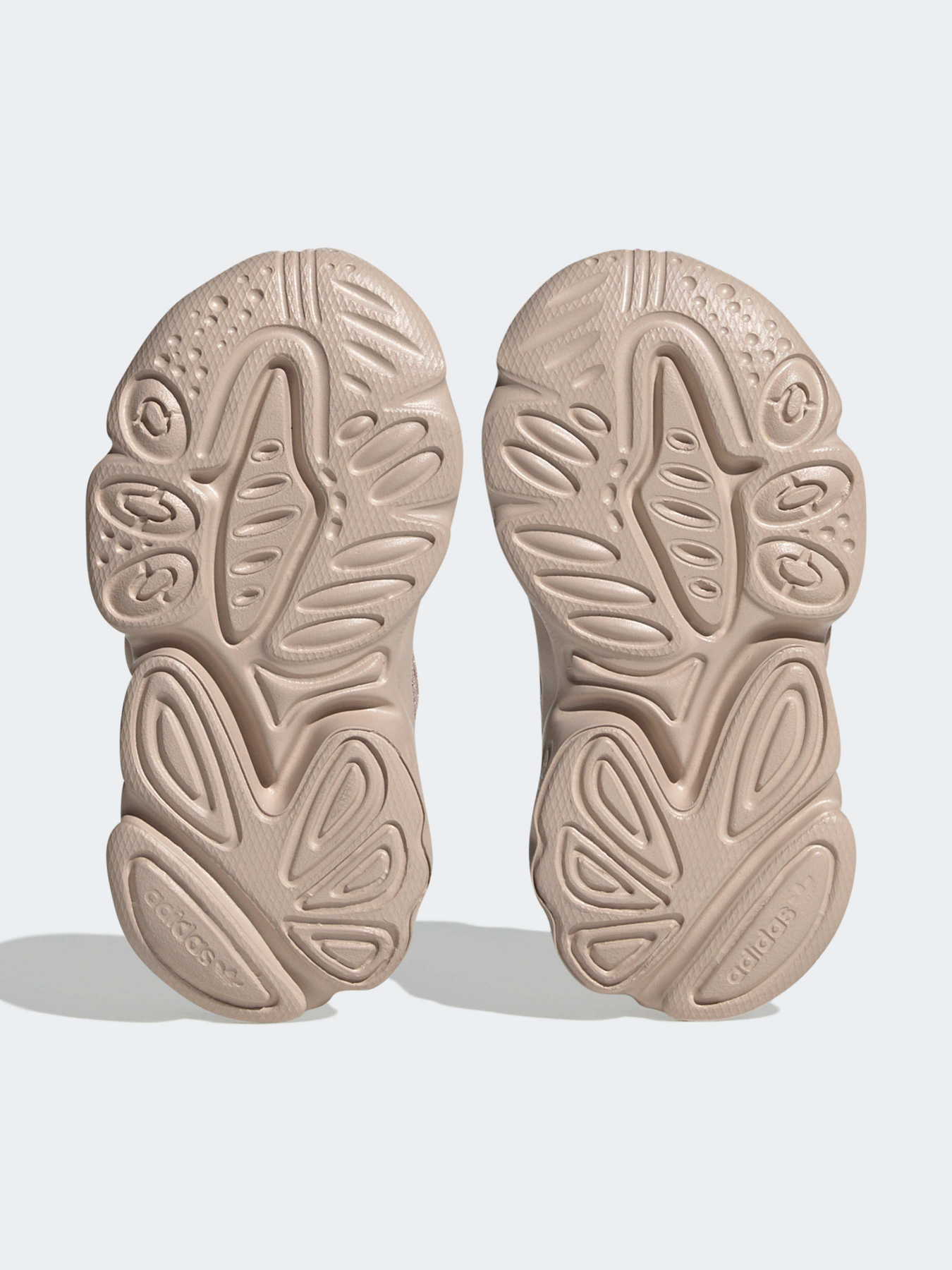Кроссовки Adidas модель HQ1623 Кроссовки Adidas модель HQ1623 Фото