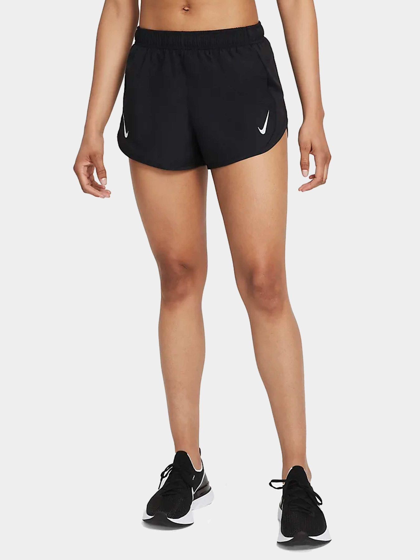 Шорты NIKE модель DD5935-010 Фото