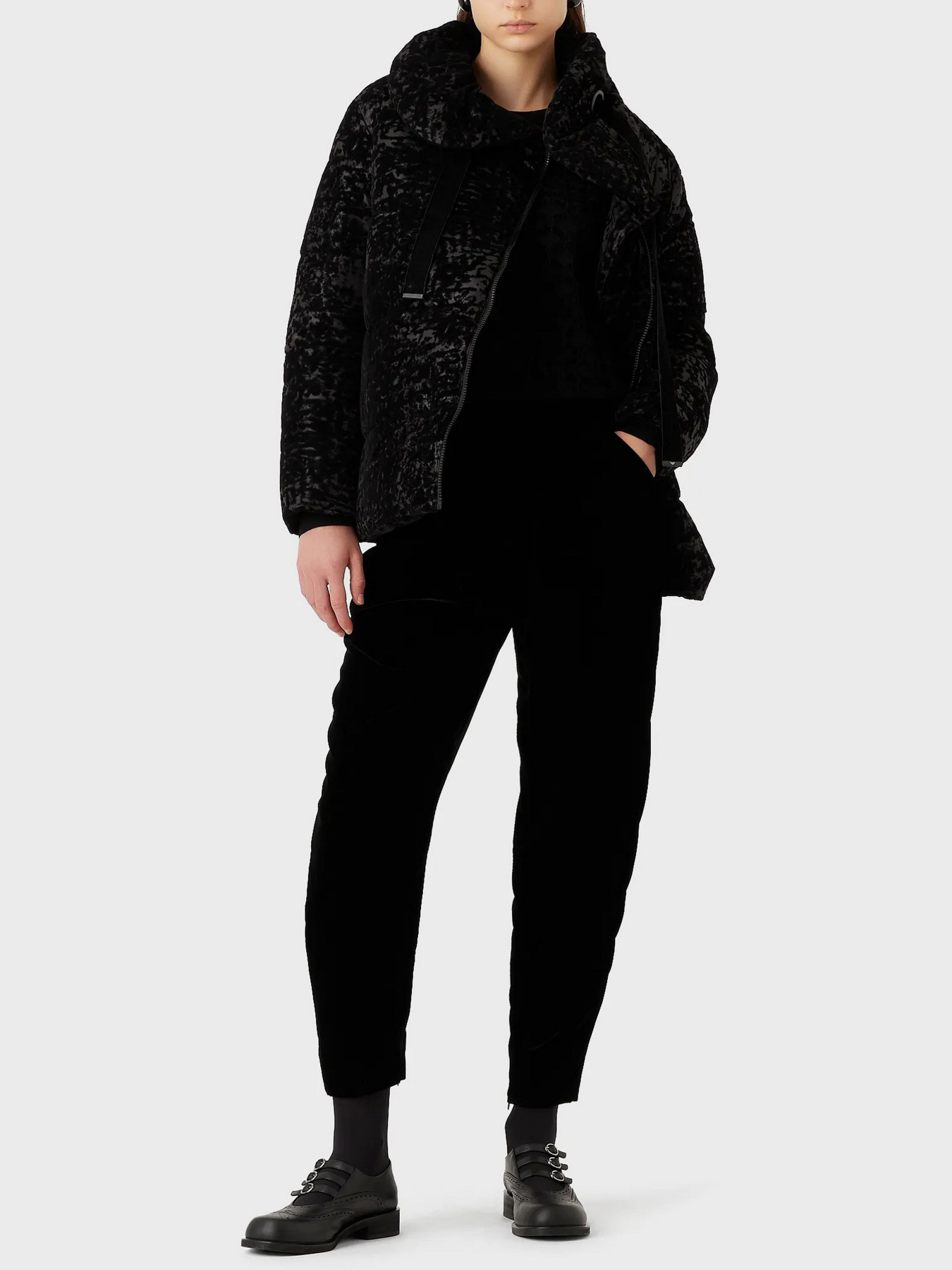 Куртки и дубленки Emporio Armani модель 6L2B73-2NITZ-0999 Фото