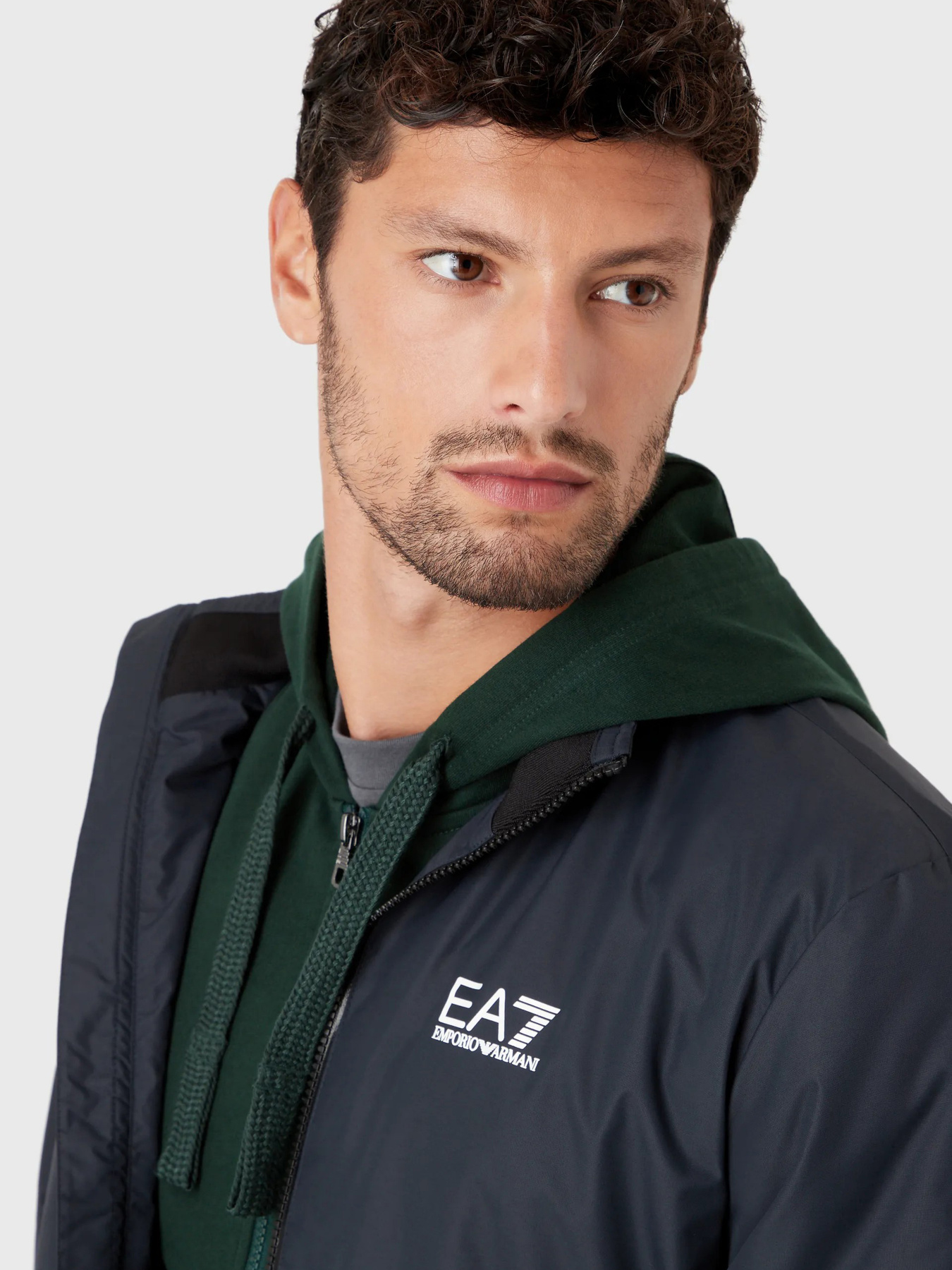 Куртки и дубленки EA7 модель 6LPB27-PN27Z-1578 Фото