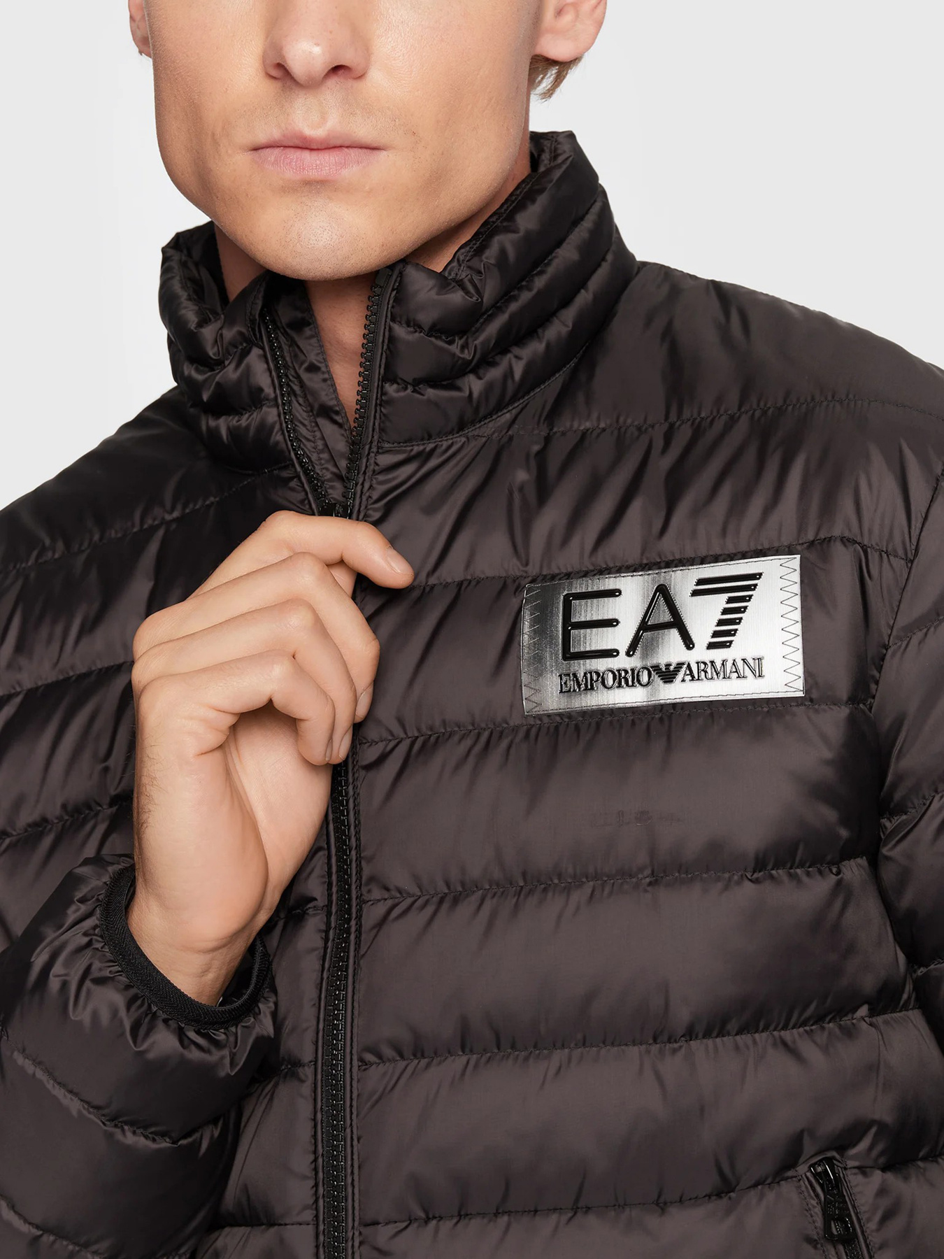 Куртки и дубленки EA7 модель 6LPK12-PN5ZZ-1200 Фото