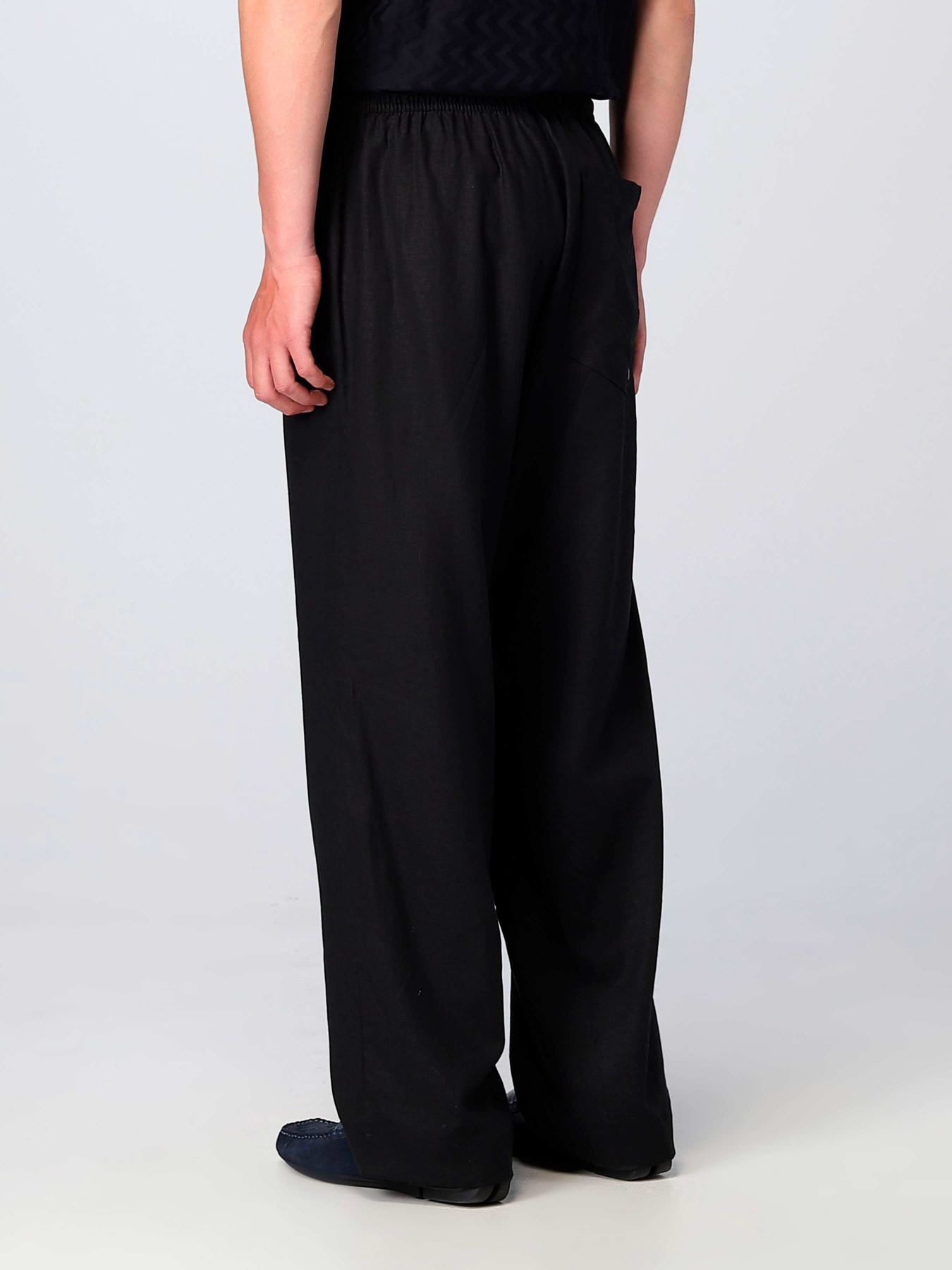 Брюки Emporio Armani модель 211863-3R467-00020 Фото