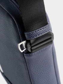 Сумки Armani Exchange модель 952493-3R832-00035 Фото