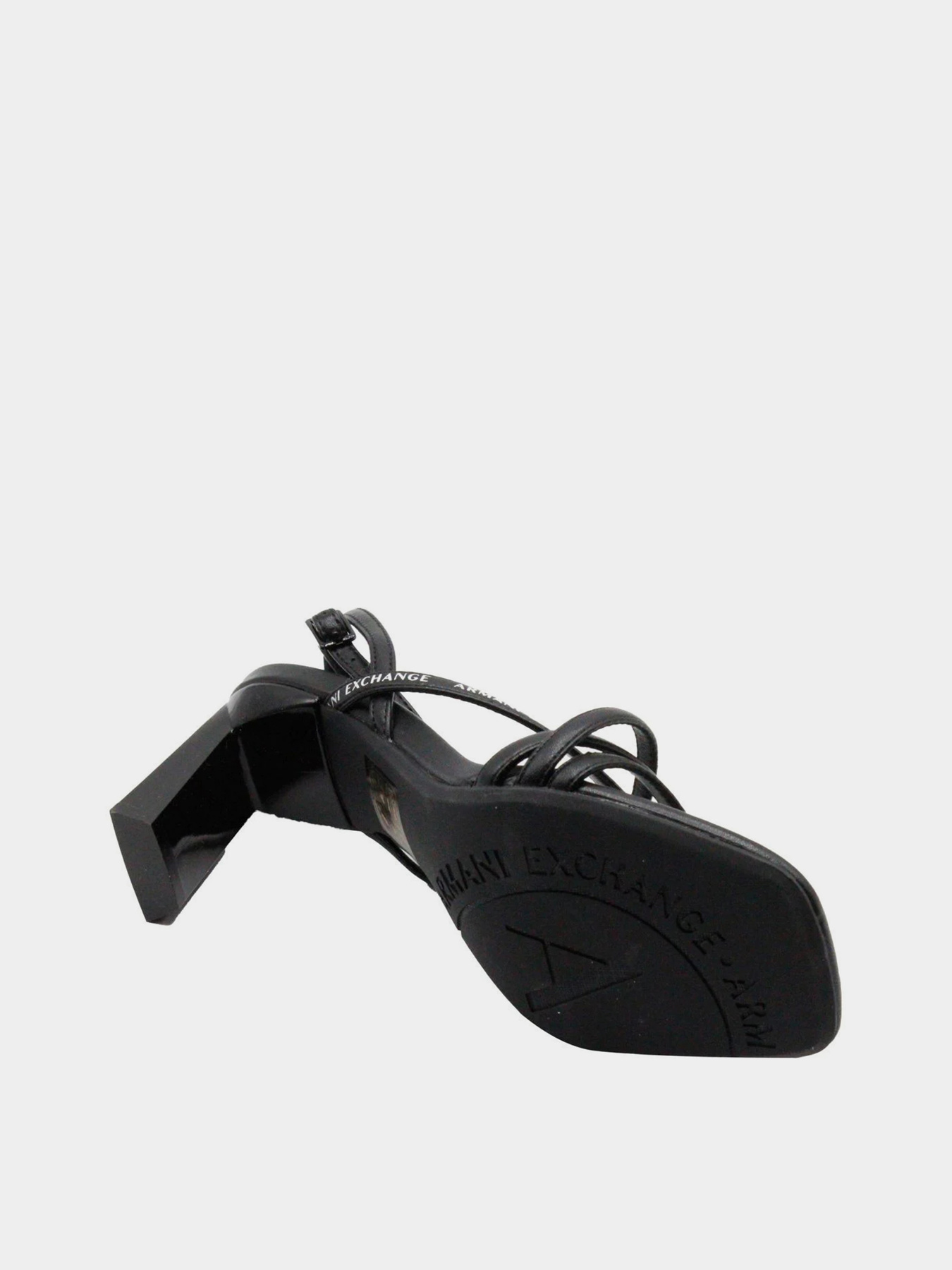 Сандалии Armani Exchange модель XDP033-XV688-00002 Фото