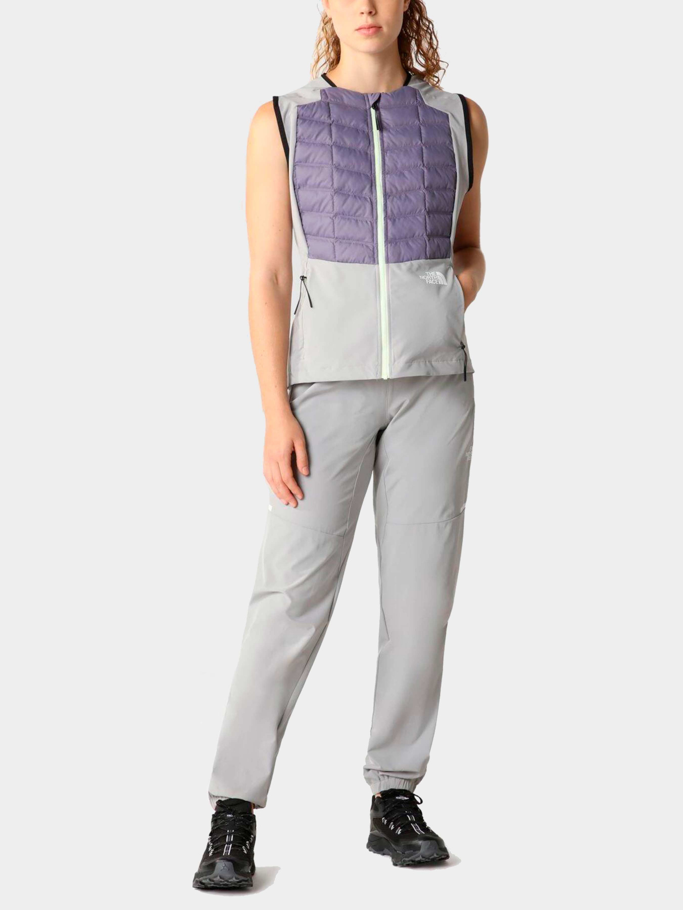 Куртки и дубленки The North Face модель NF0A8255IJ11 Фото