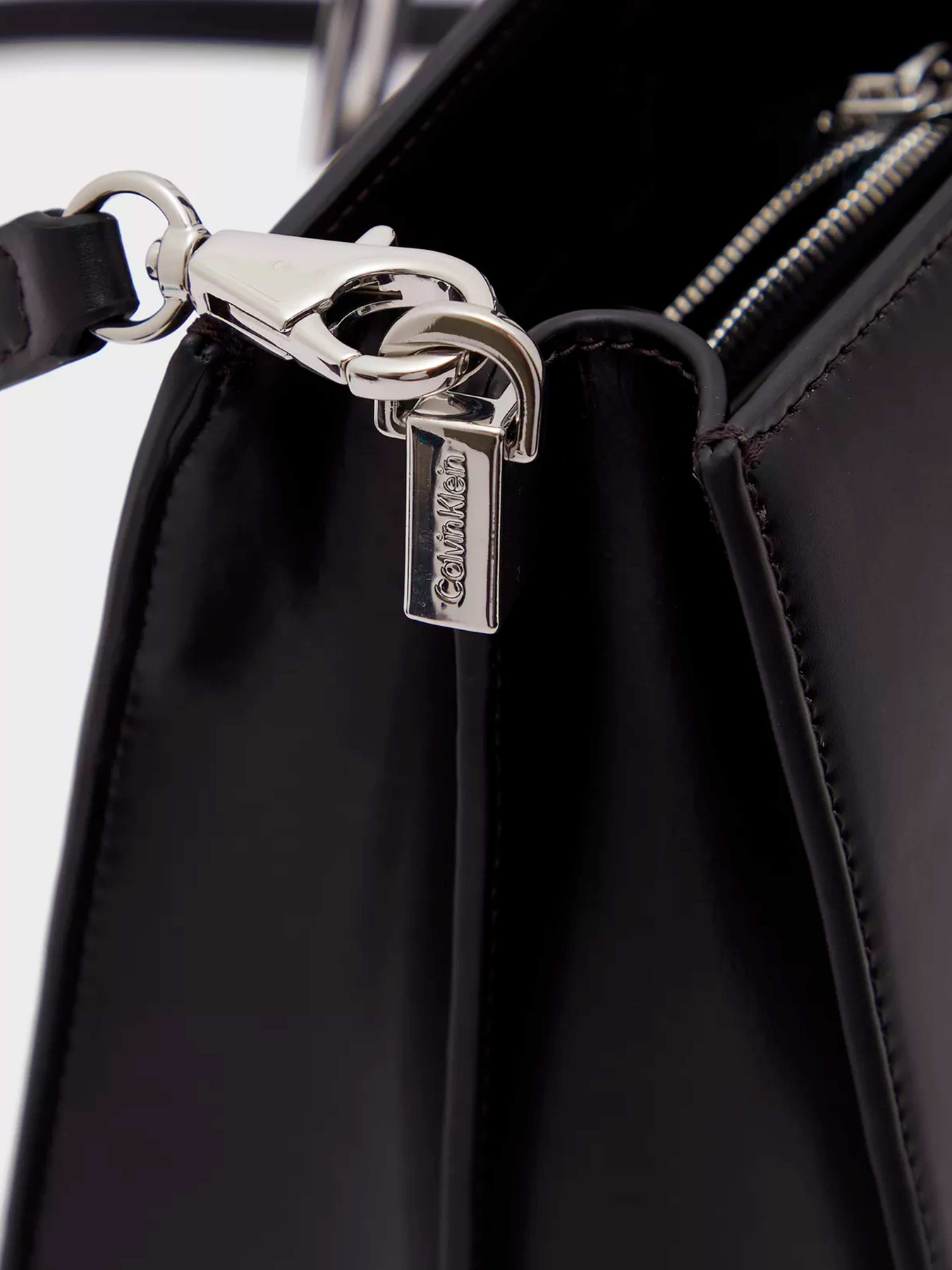 Сумки Calvin Klein модель K60K609640-BAX Фото