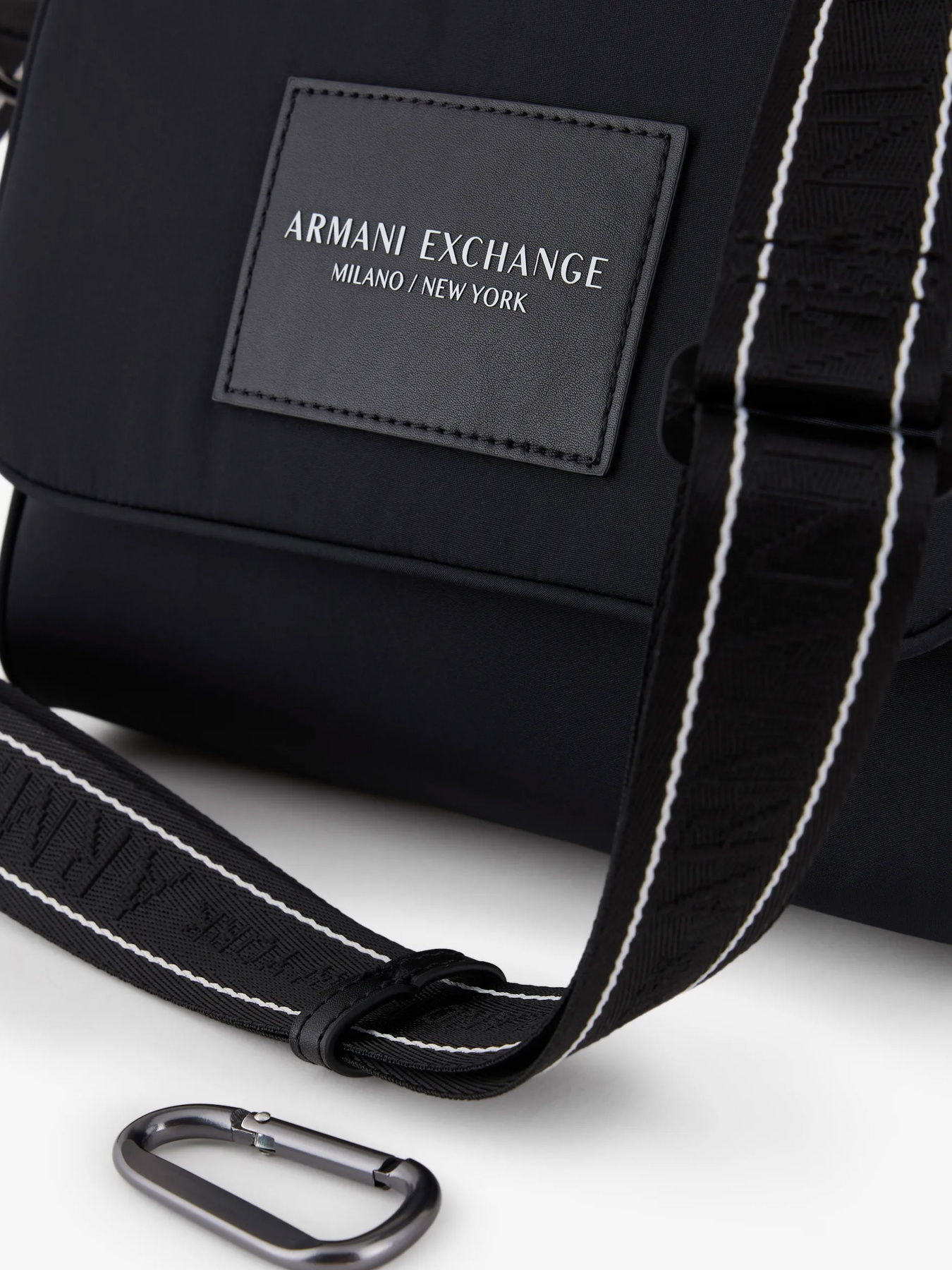 Сумки Armani Exchange модель 952559-3F883-00020 Фото