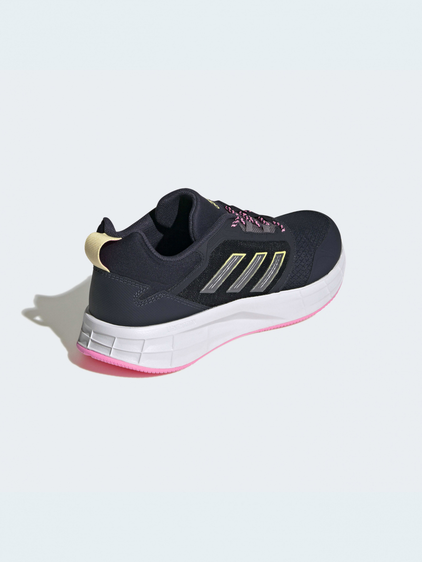Кроссовки Adidas модель GW3851 Кроссовки Adidas модель GW3851 Фото