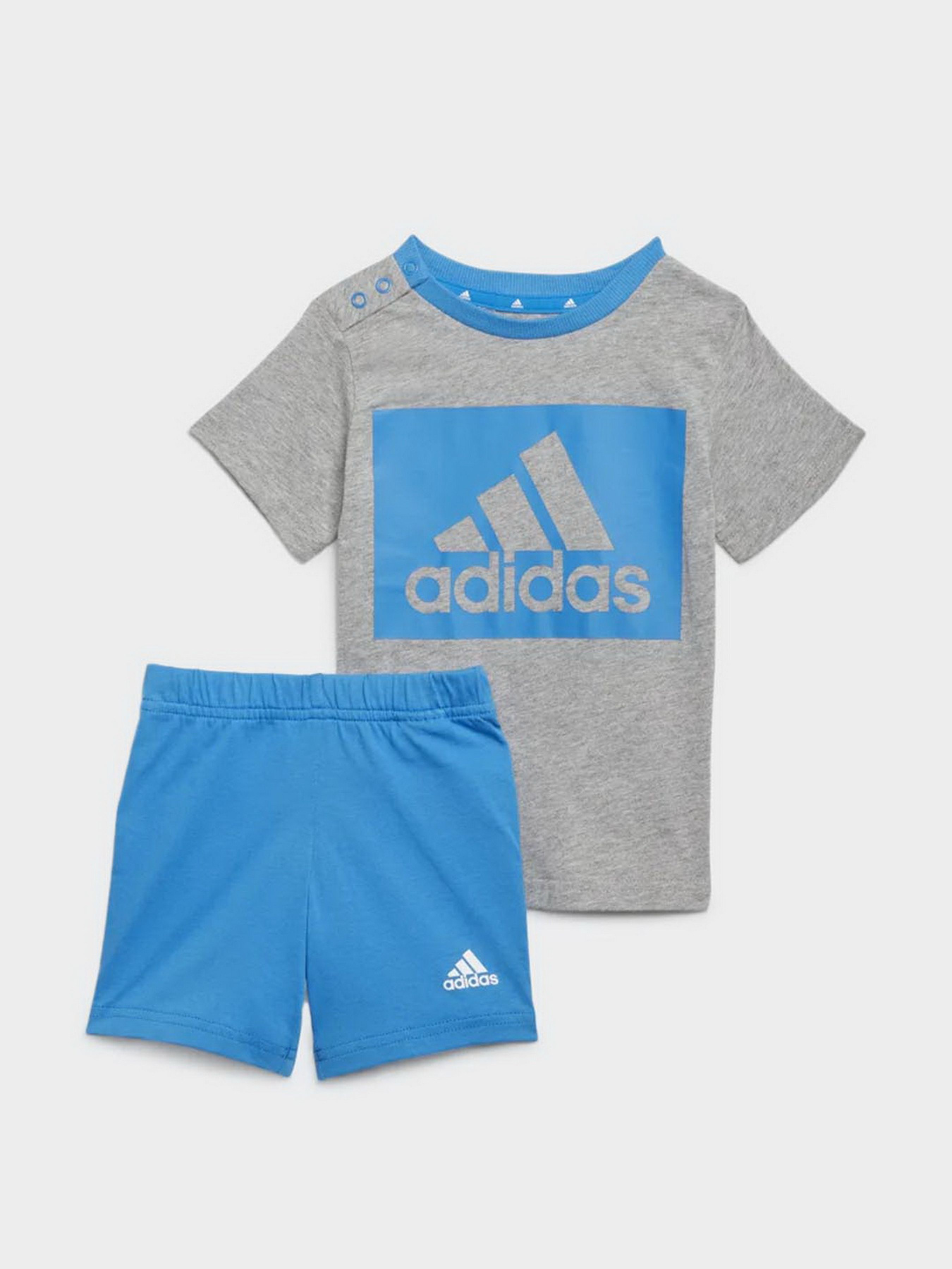Костюмы Adidas модель H65822 Костюмы Adidas модель H65822 Фото