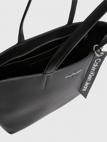 Сумки Calvin Klein модель K60K610553-BDS Фото