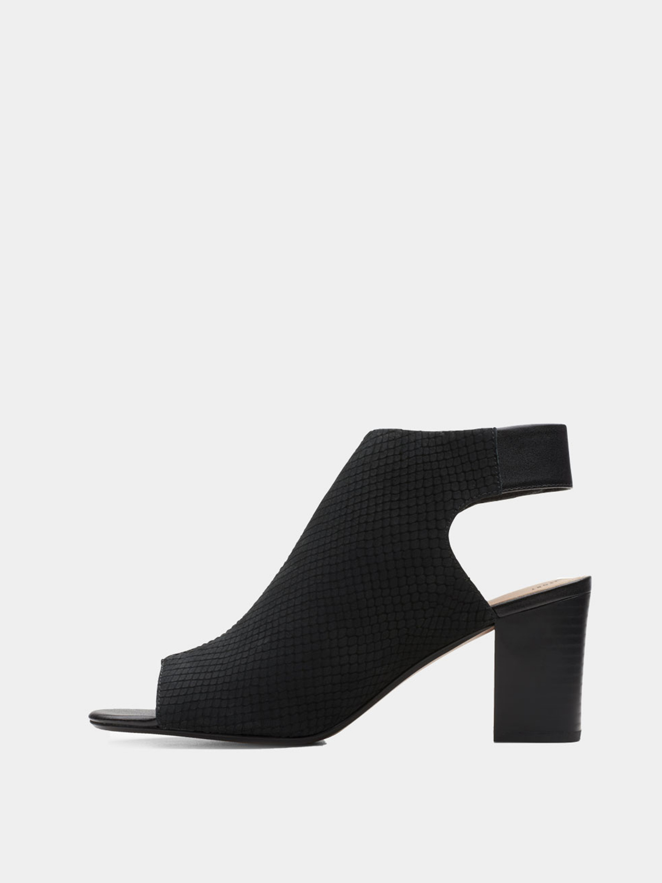 Сандалии Clarks модель 2614-7469 Фото