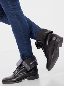 Ботинки и сапоги Tommy Hilfiger модель EN0EN01101-BDS Фото