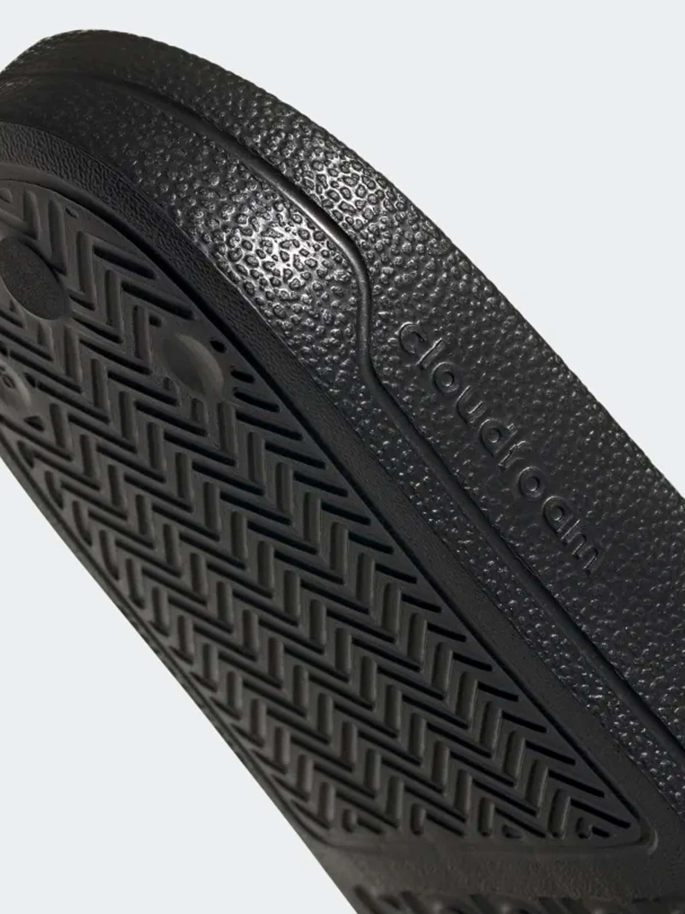 Шлёпанцы Adidas модель GZ1013 Фото