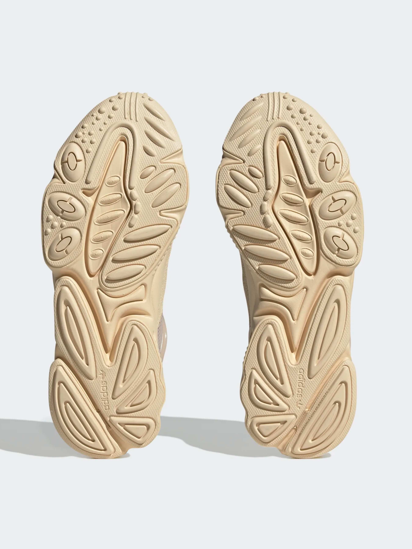 Кроссовки Adidas модель H06147 Фото