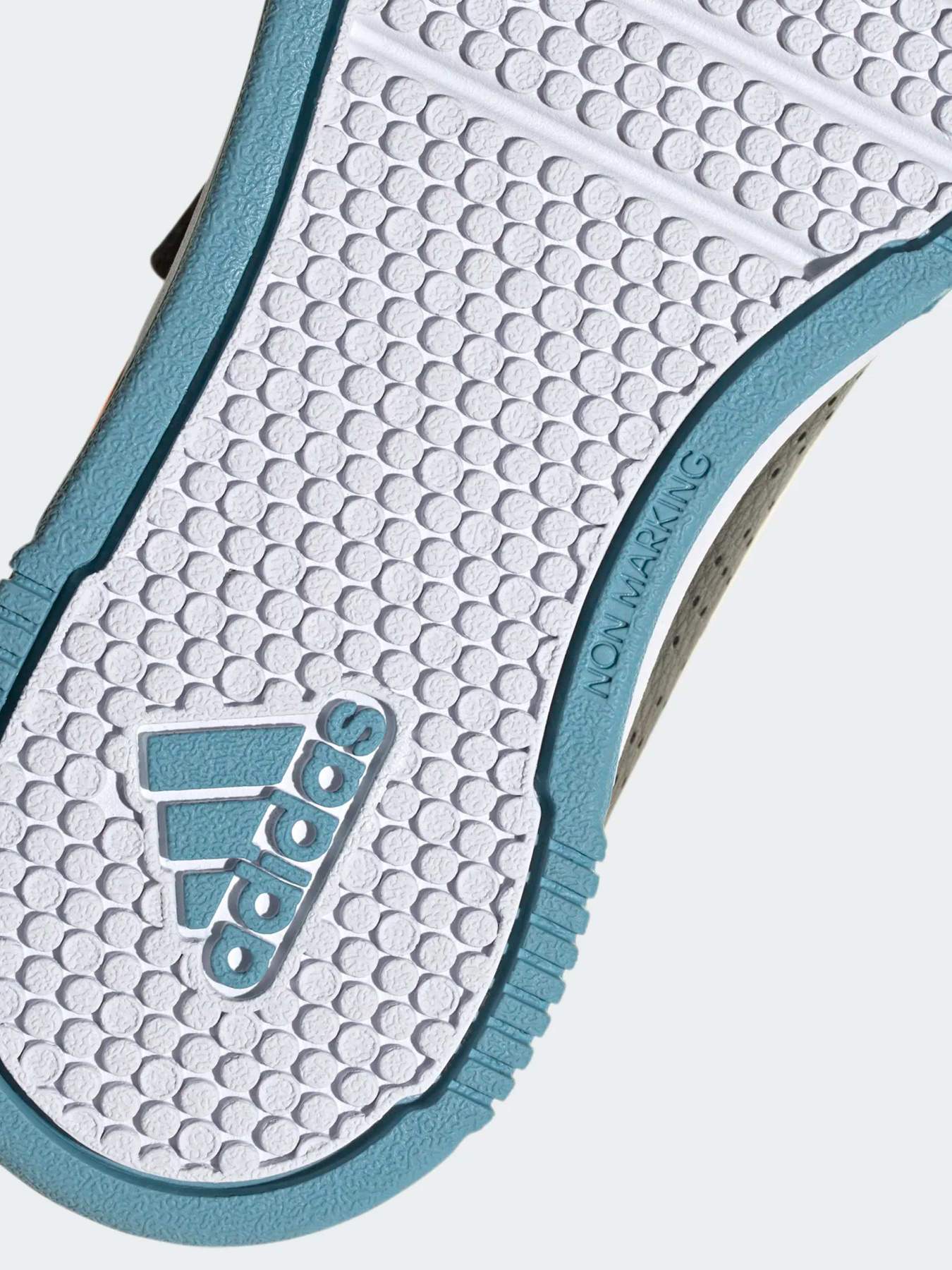 Кроссовки Adidas модель H06310 Фото