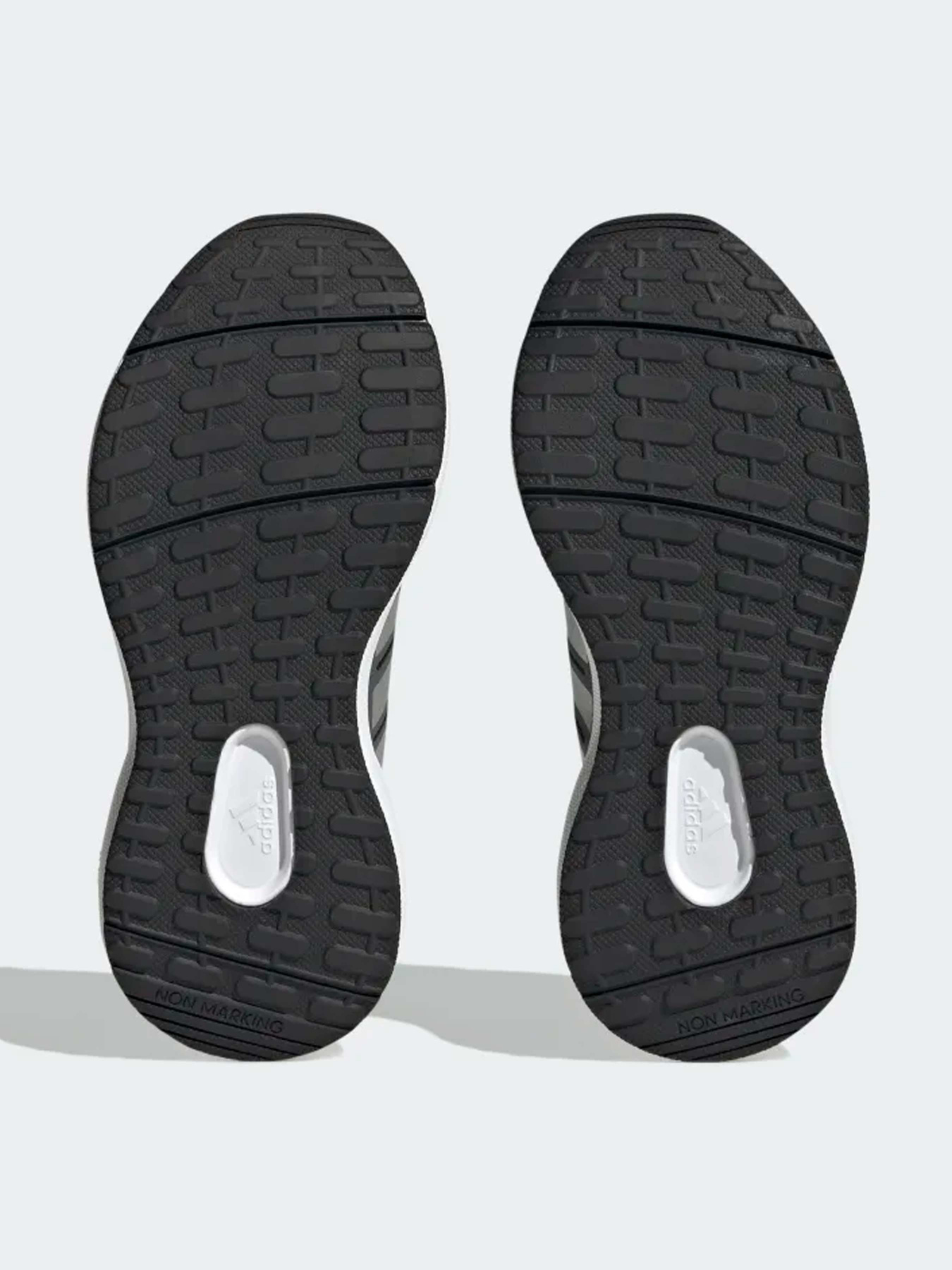 Кроссовки Adidas модель HP5448 Фото