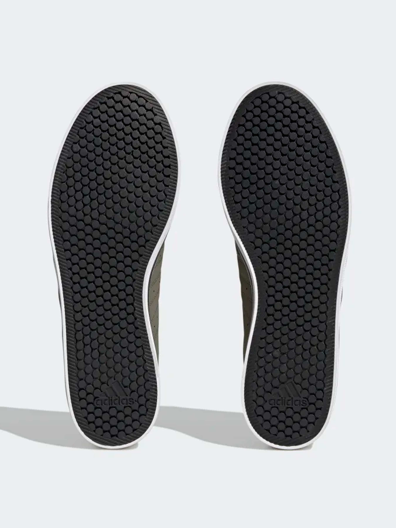 Кроссовки Adidas модель HP6002 Фото