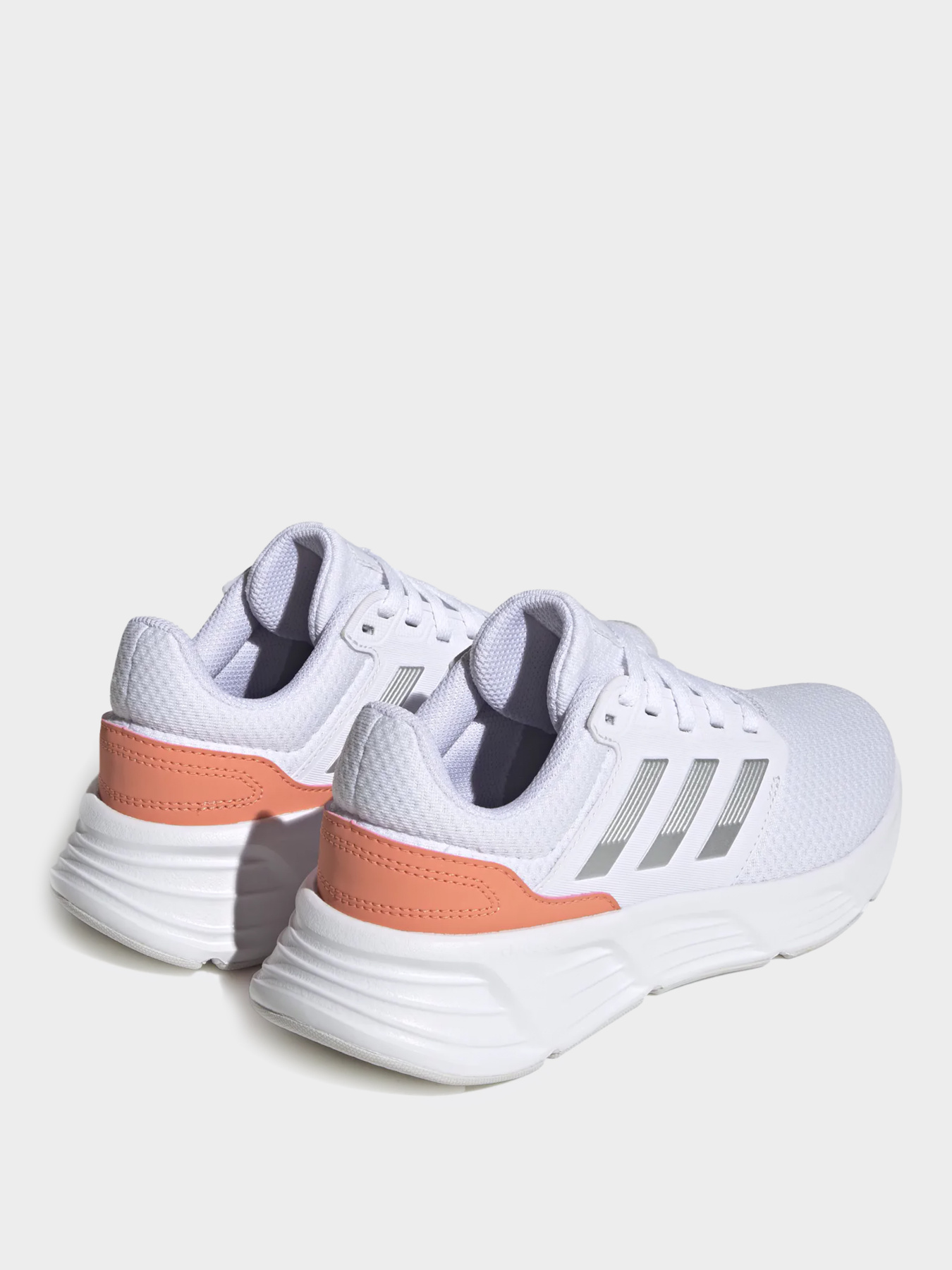 Кроссовки Adidas модель HP2407 Фото