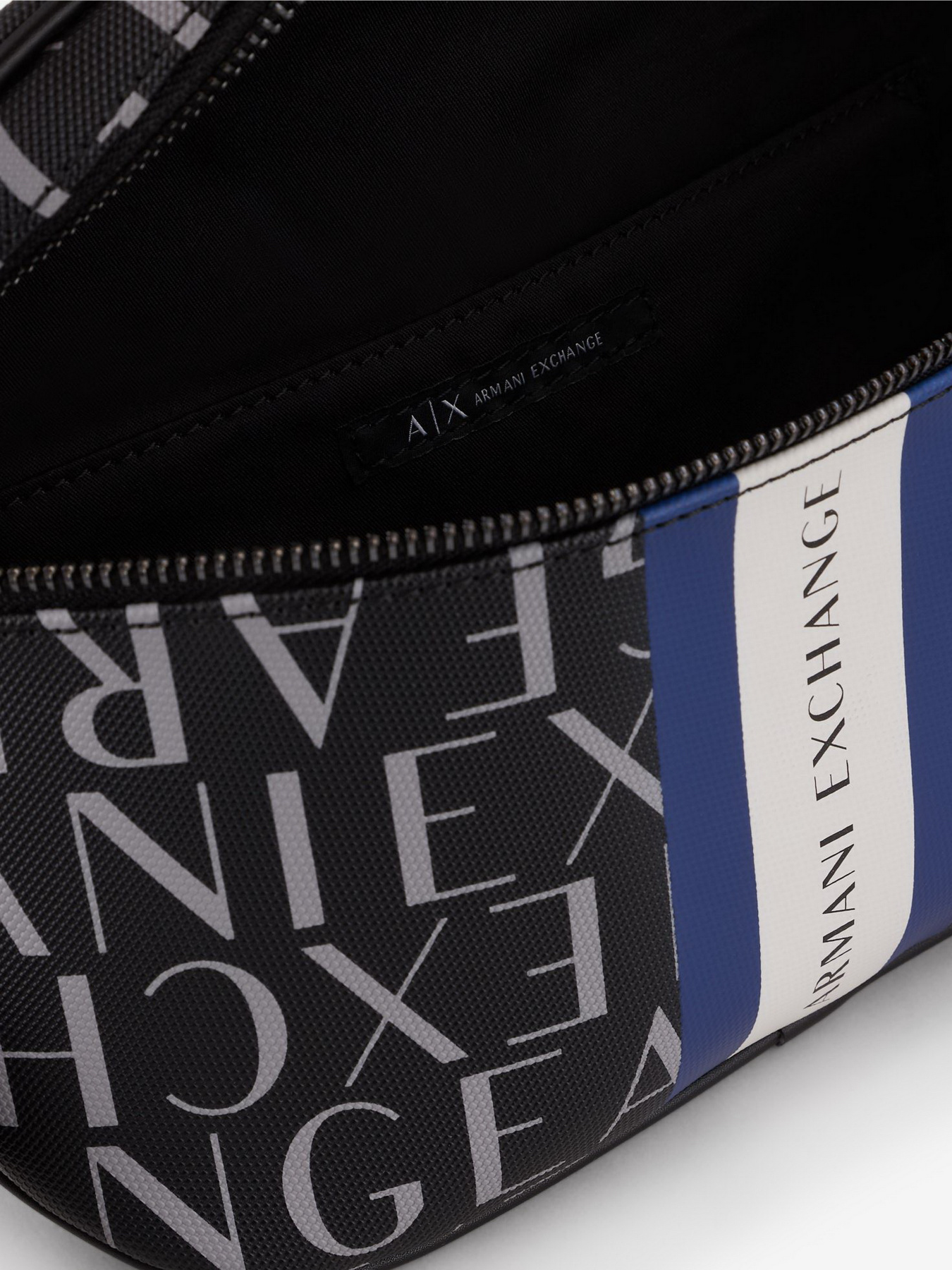 Сумки Armani Exchange модель 952398-CC831-00020 Фото
