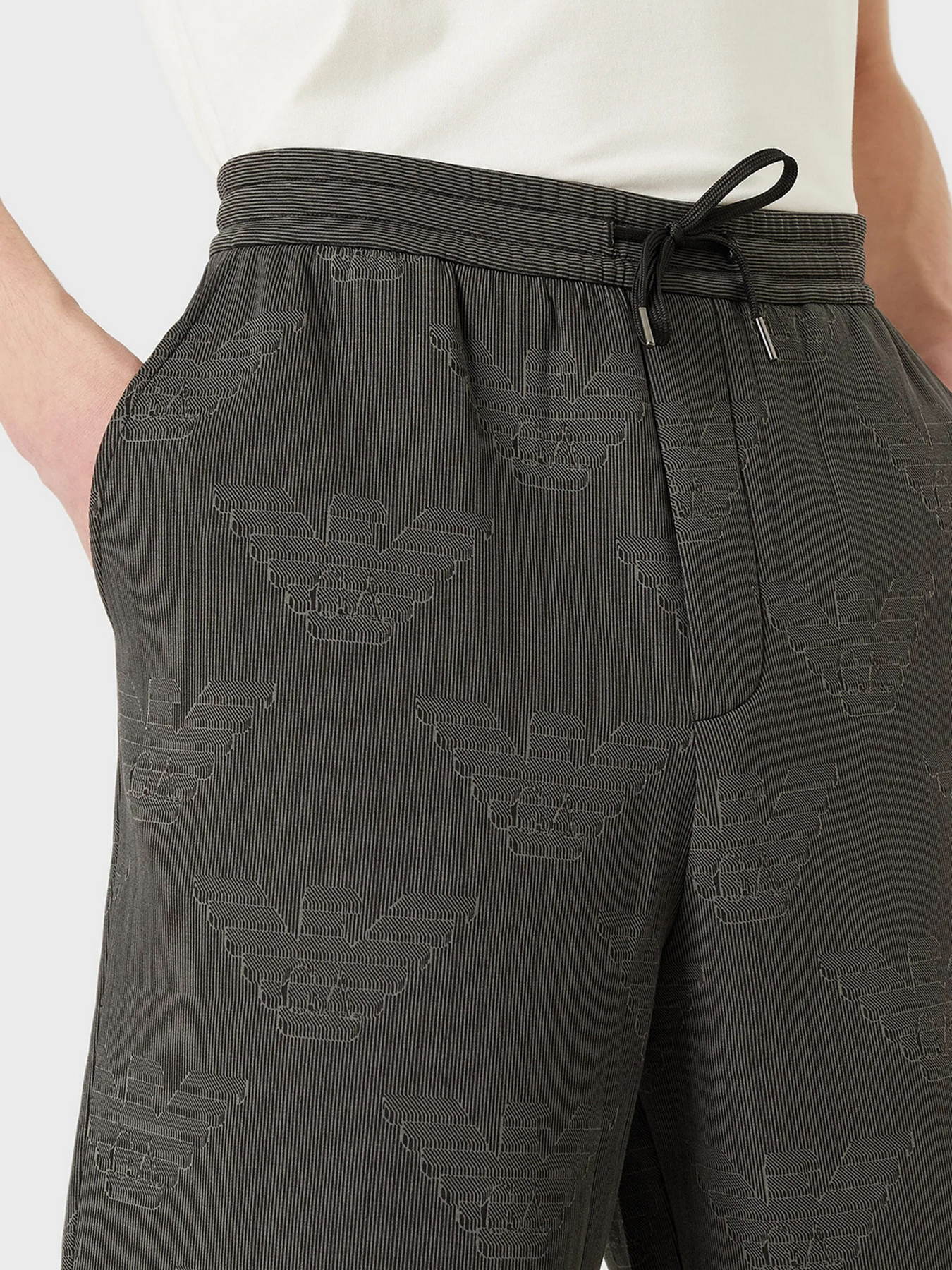 Шорты Emporio Armani модель 3L1PFT-1JHSZ-F637 Фото