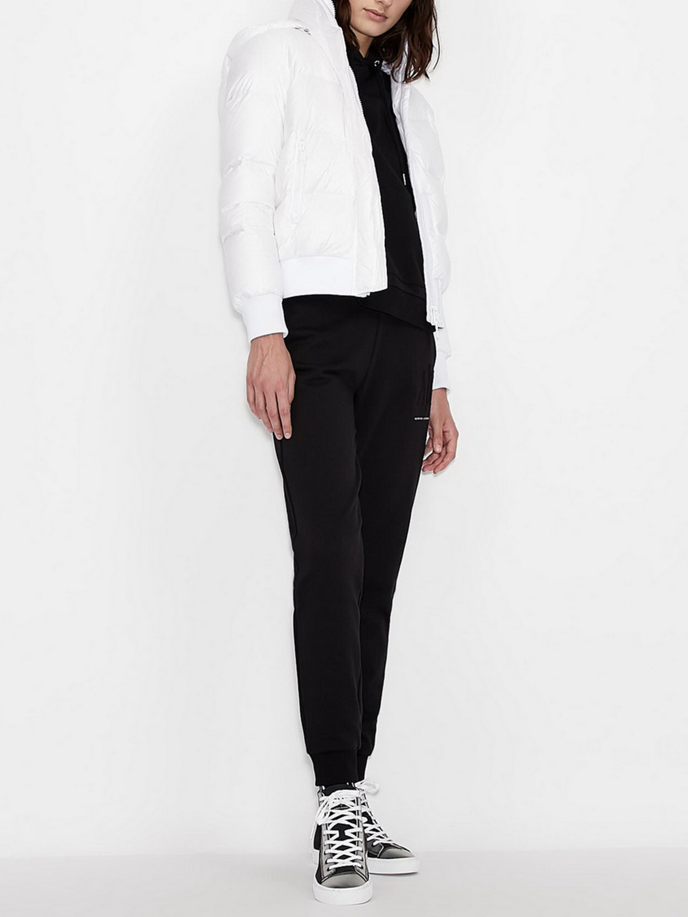 Куртки и дубленки Armani Exchange модель 8NYB40-YNYNZ-1100 Фото