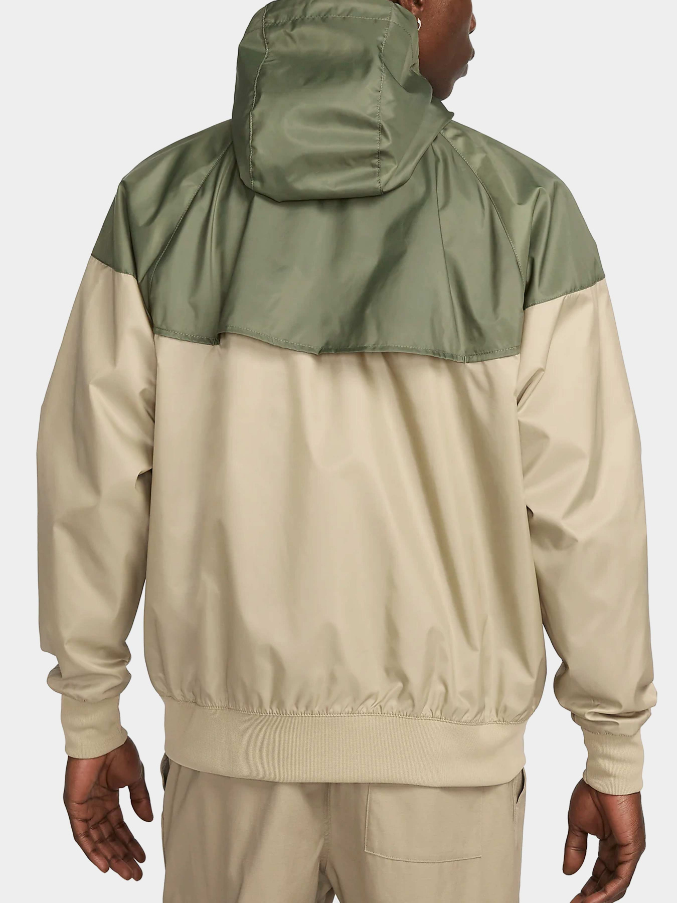Куртки и дубленки NIKE модель DA0001-247 Фото