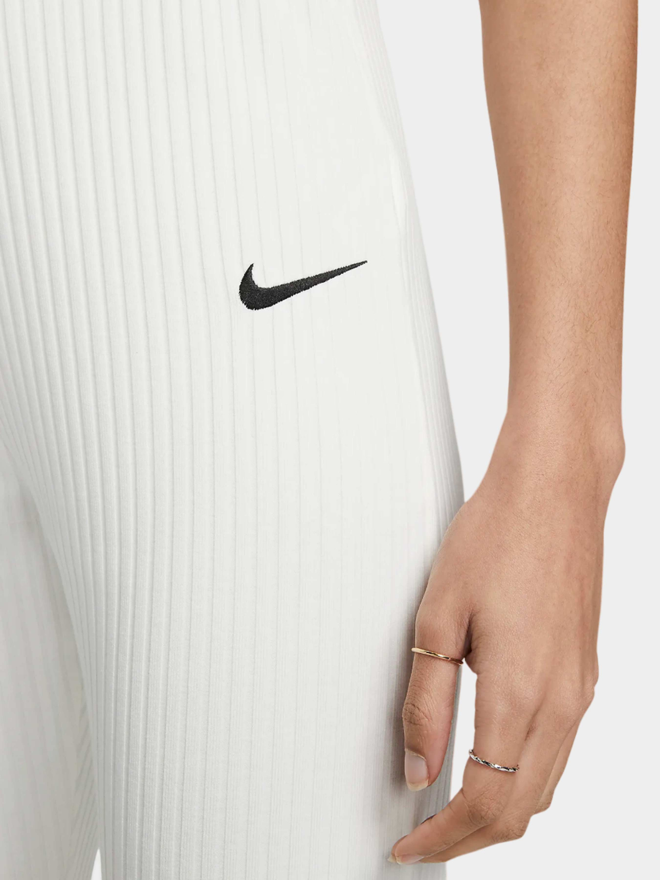 Брюки NIKE модель DV7868-133 Фото