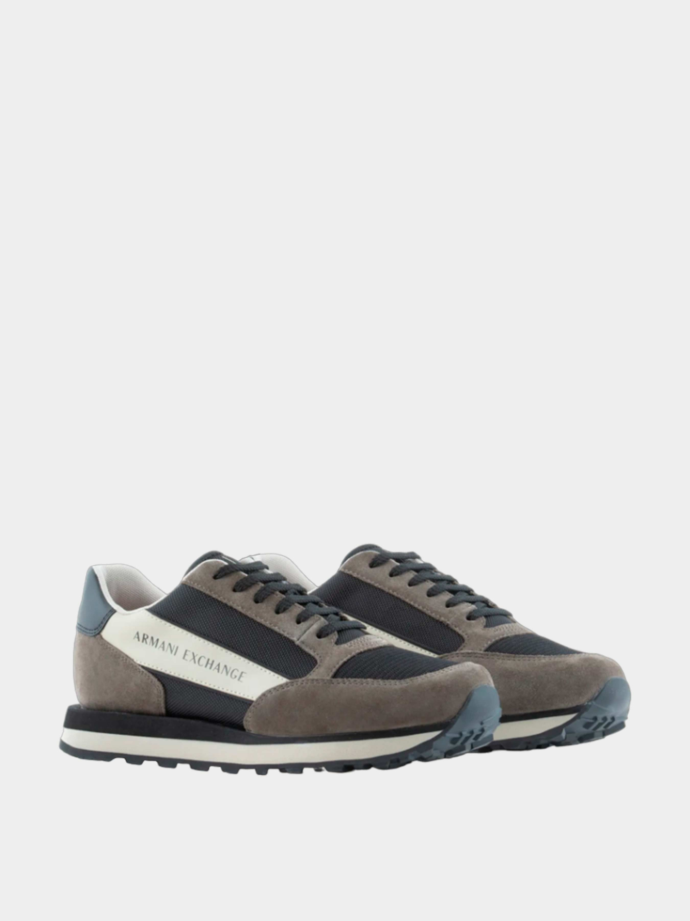 Кроссовки Armani Exchange модель XUX083-XV263-T080 Фото