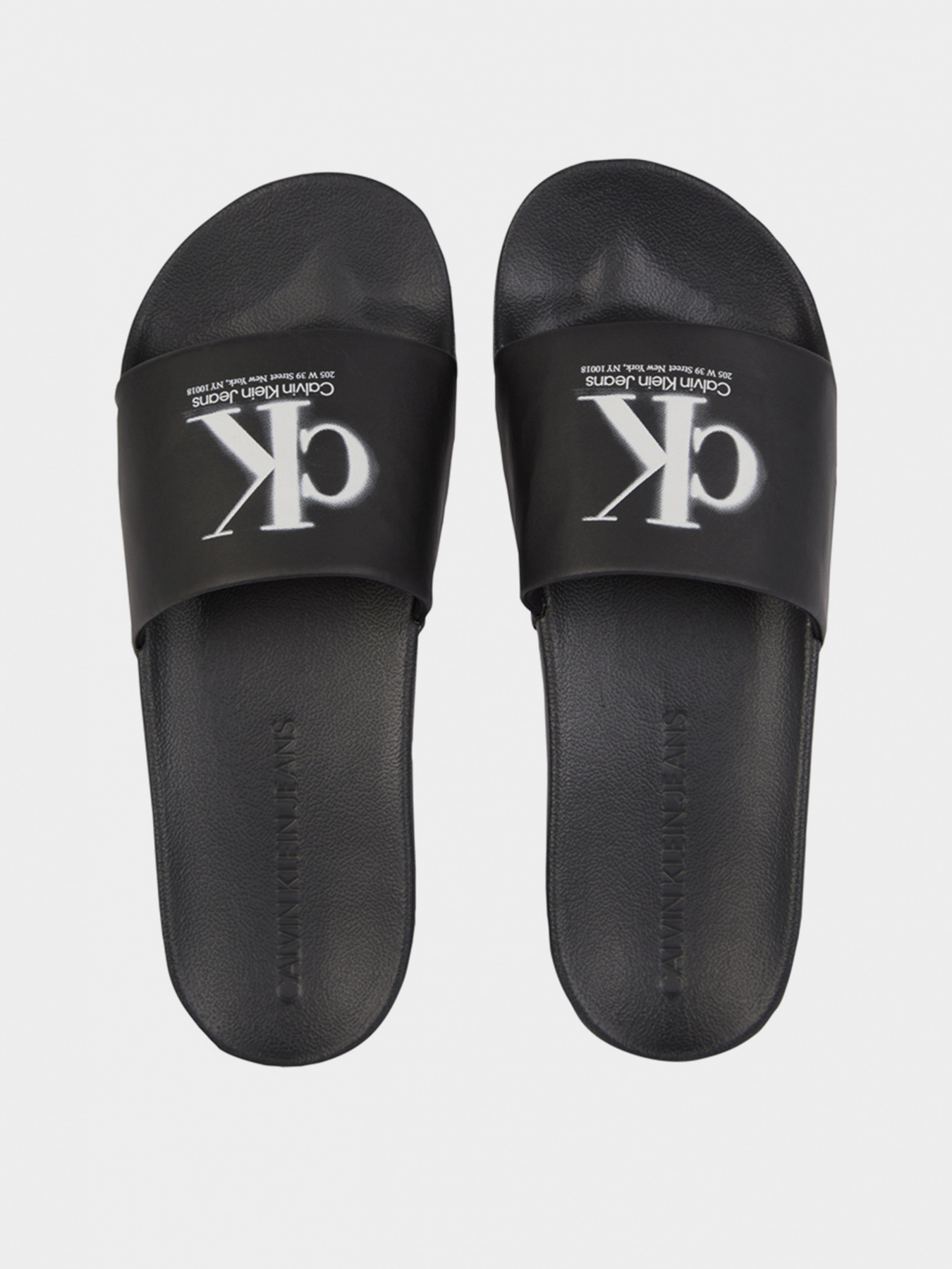 Шлёпанцы Calvin Klein модель YM0YM00662-BDS Шлёпанцы Calvin Klein модель YM0YM00662-BDS Фото