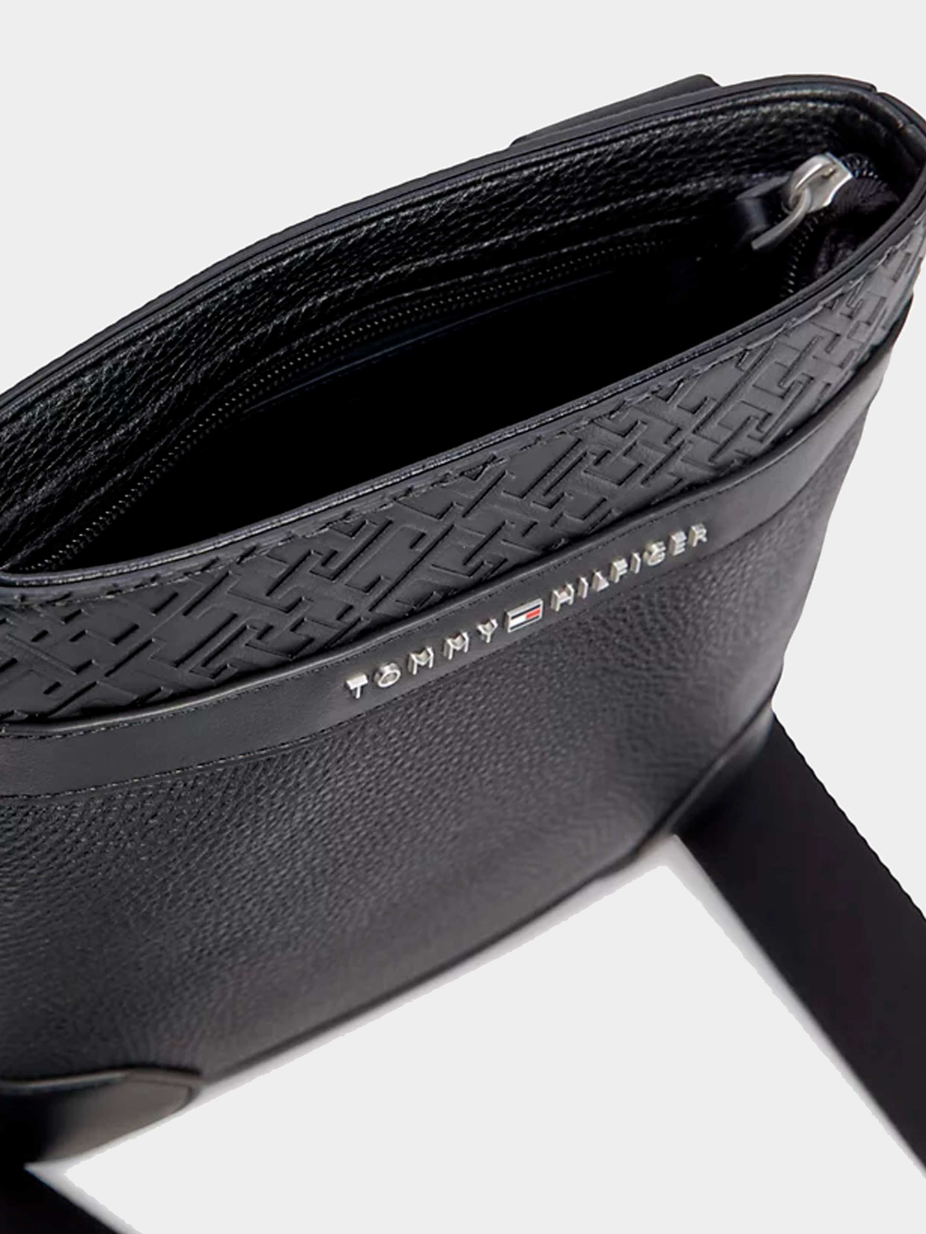 Сумки Tommy Hilfiger модель AM0AM11304-BDS Фото