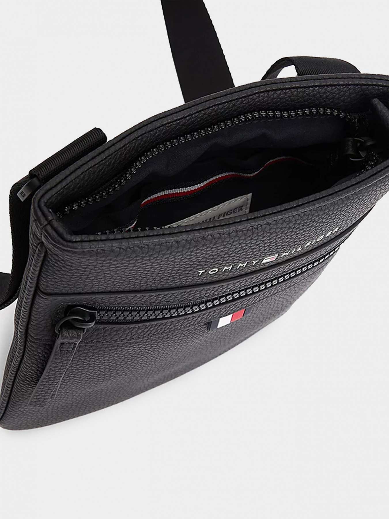 Сумки Tommy Hilfiger модель AM0AM09505-BDS Фото