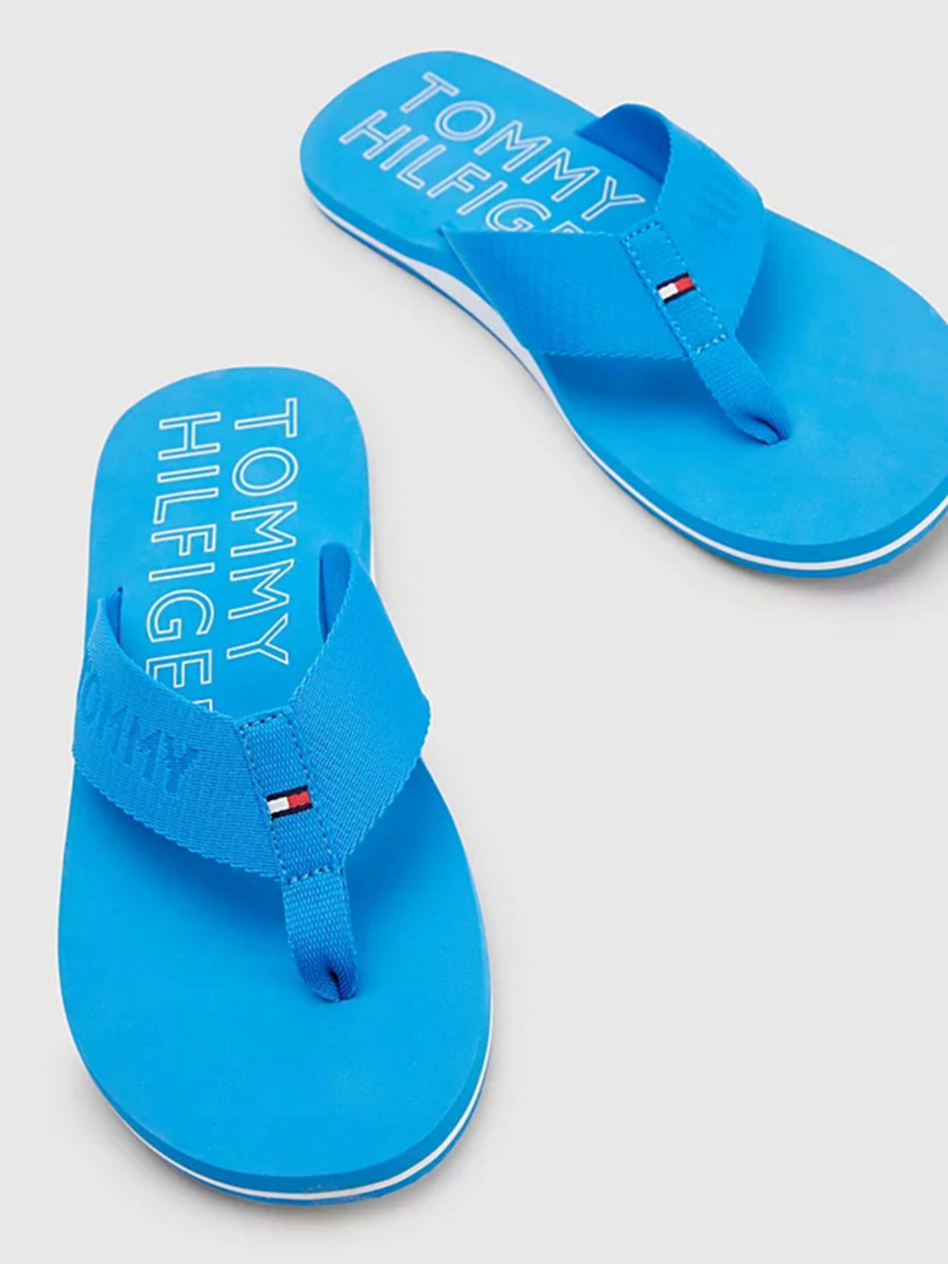 Шлёпанцы Tommy Hilfiger модель FM0FM04472-CZW Фото