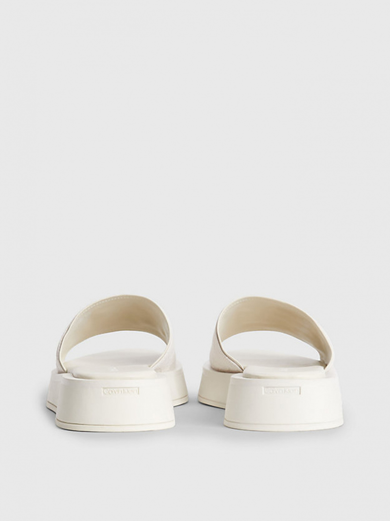 Шлёпанцы Calvin Klein модель HW0HW01488-02R Фото