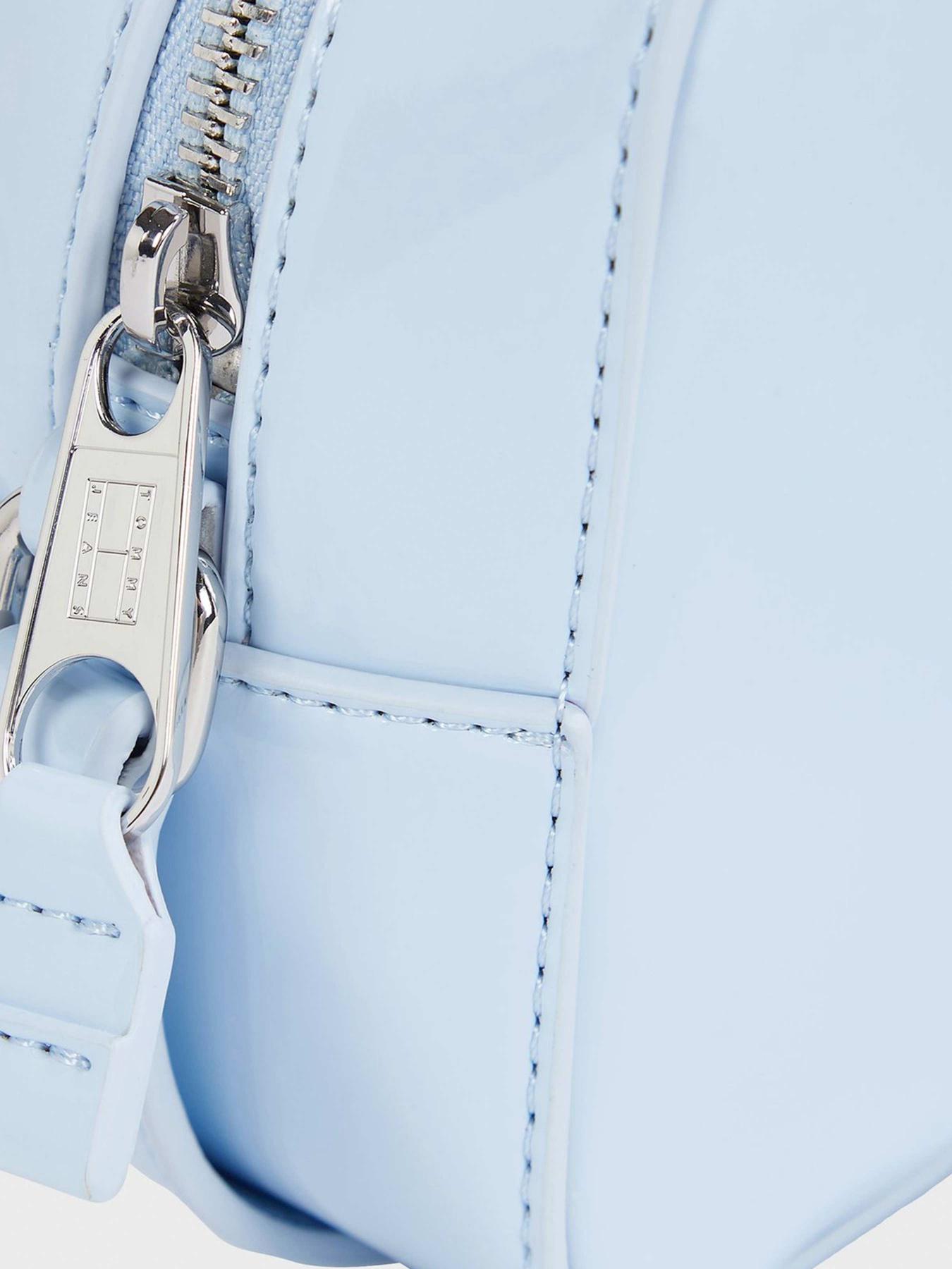 Сумки Tommy Hilfiger модель AW0AW14955-C1Q Фото